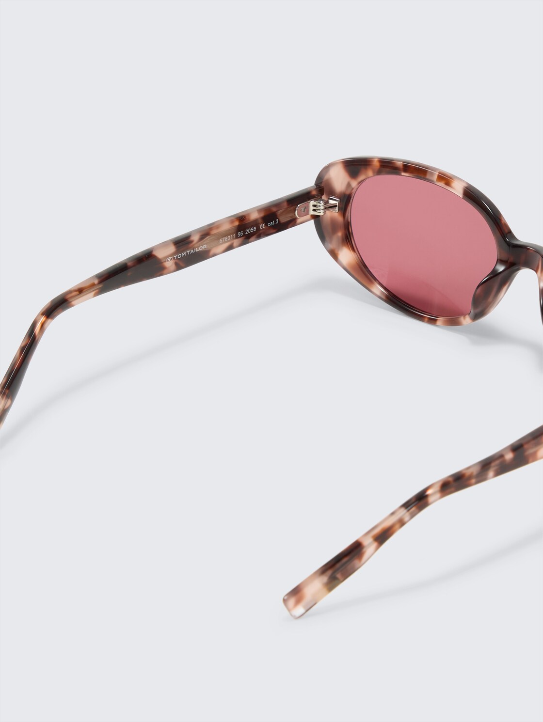 Feminine Sonnenbrille - red / rose / violet - Produkt-Detail-Ansicht