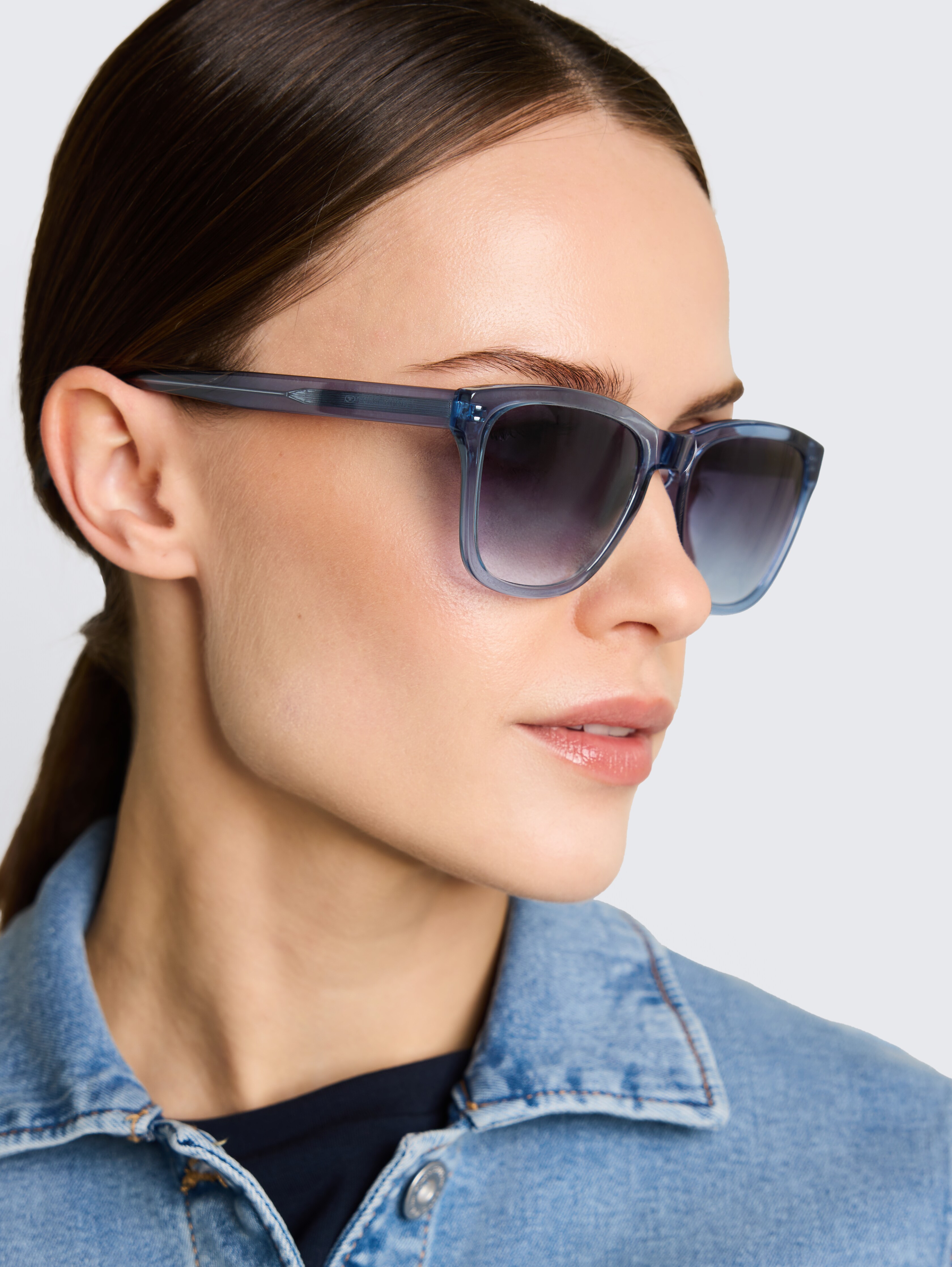 Square sunglasses by Unisex, blue