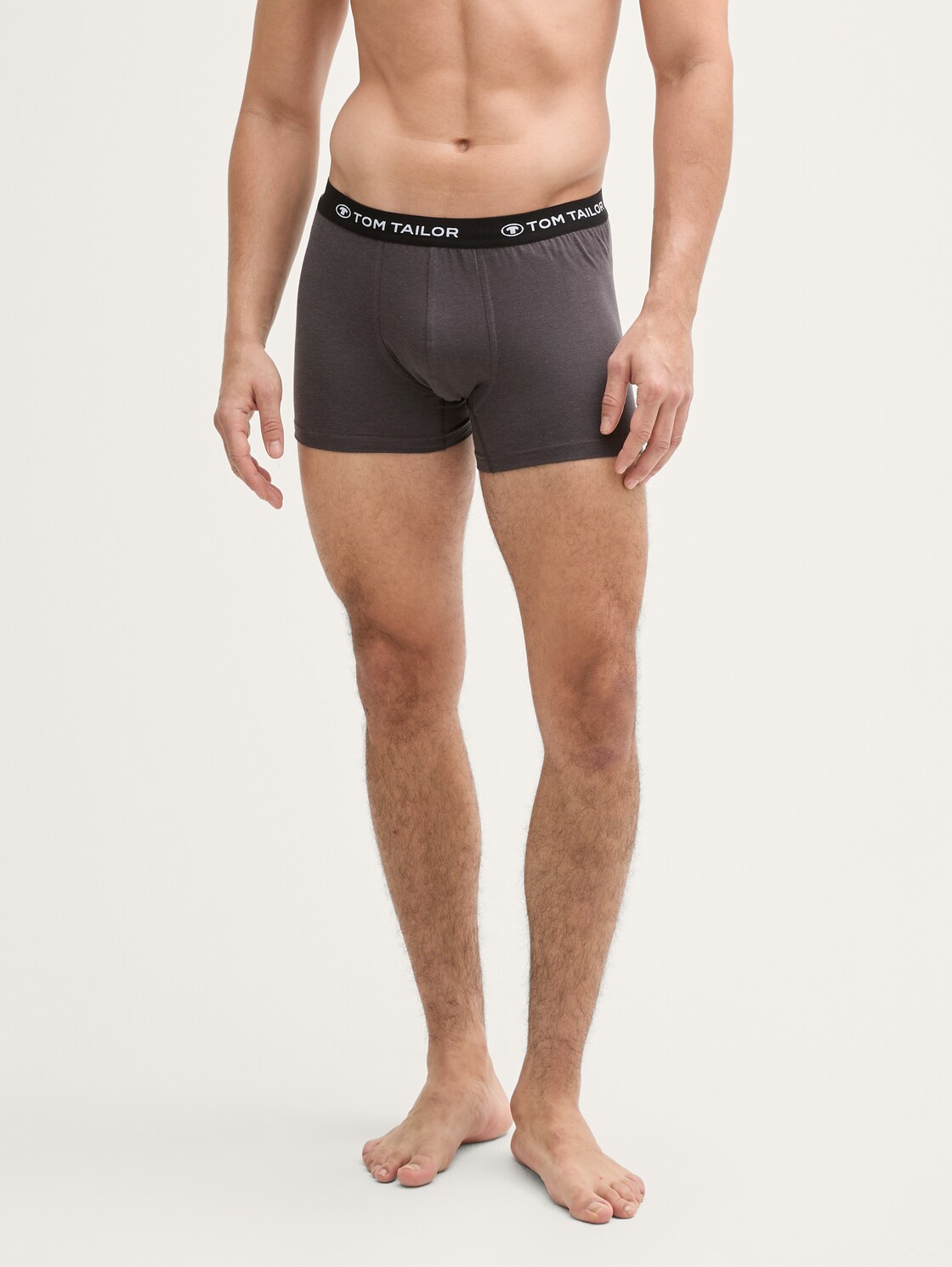 Boxershorts im 3er-Pack - grün-dunkel-melange - Ausschnitt Model-Vorderansicht