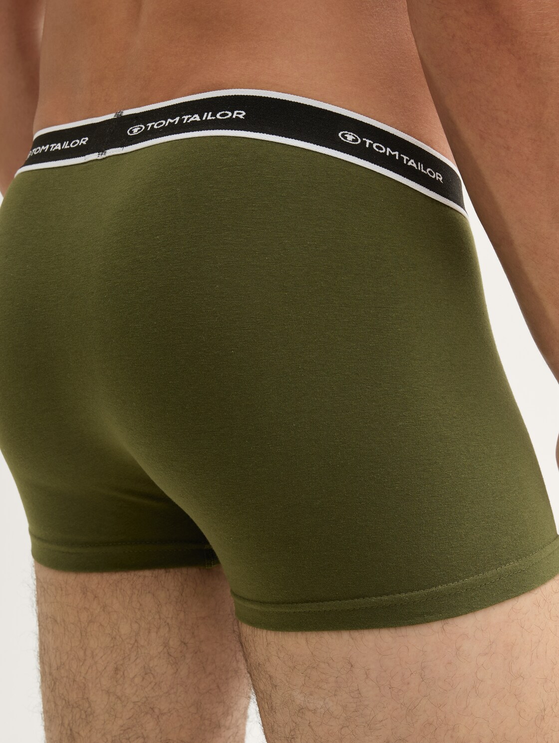 Kurze Boxershorts im 2er-Pack - dark green uni - Detail-Model-Ansicht