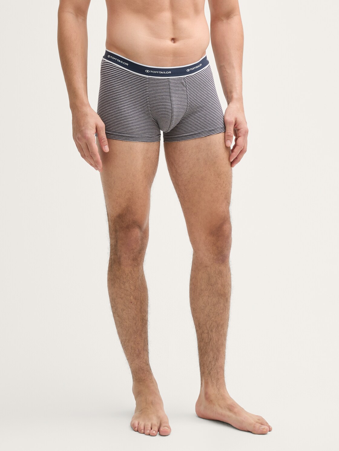 Kurze Boxershorts im 2er-Pack - blue-middle-stripes - Ausschnitt Model-Vorderansicht