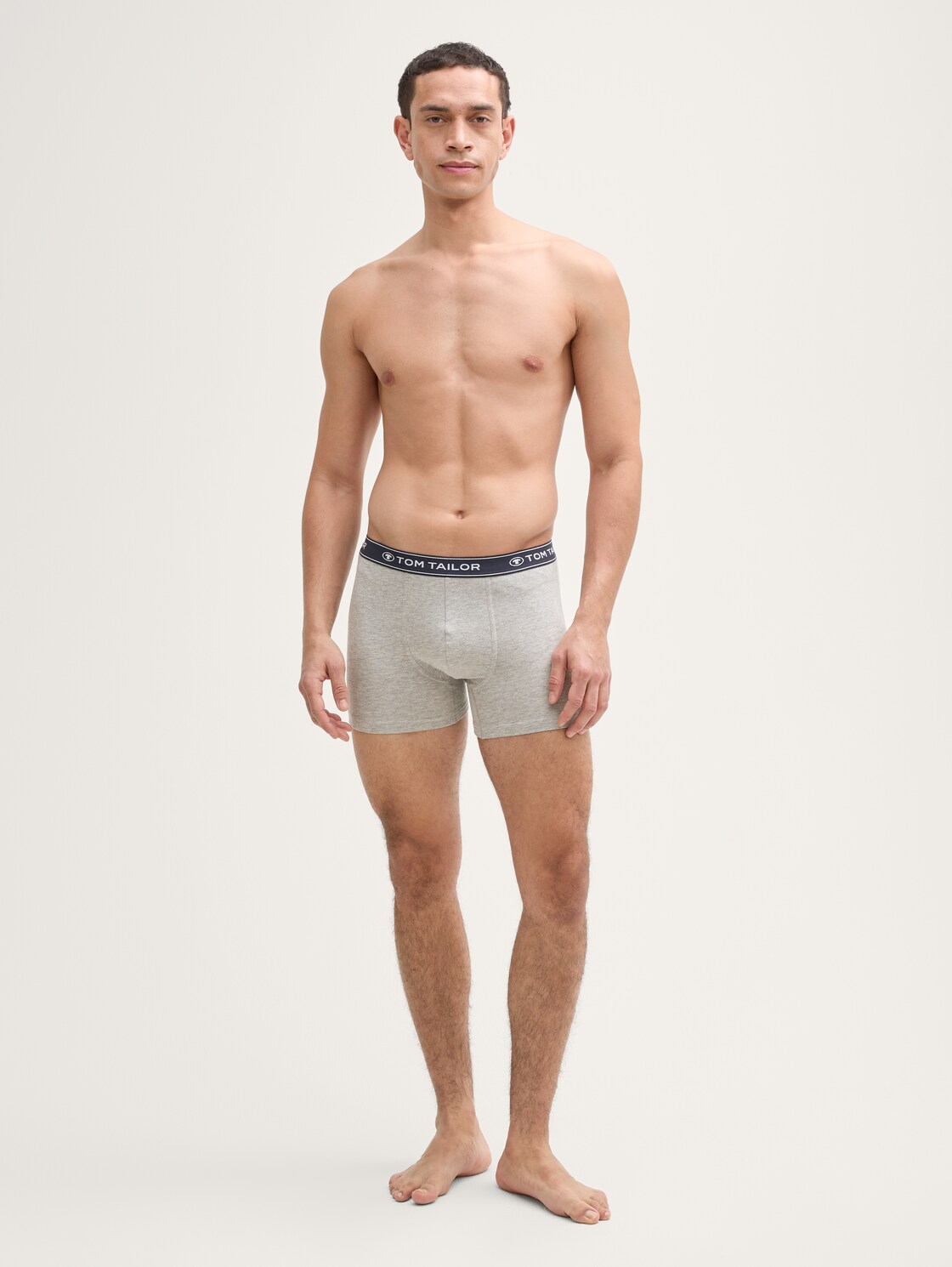 Mittellange Boxershorts im 3er-Pack - blau-mittel-melange - Model-Vorderansicht