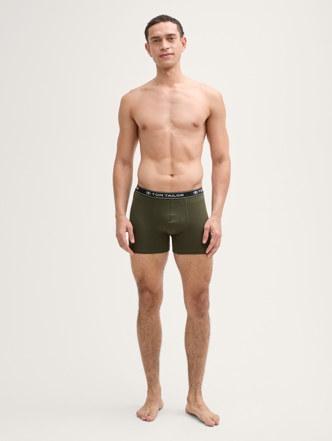 Mittellange Boxershorts im 3er-Pack - green melange - Model-Vorderansicht