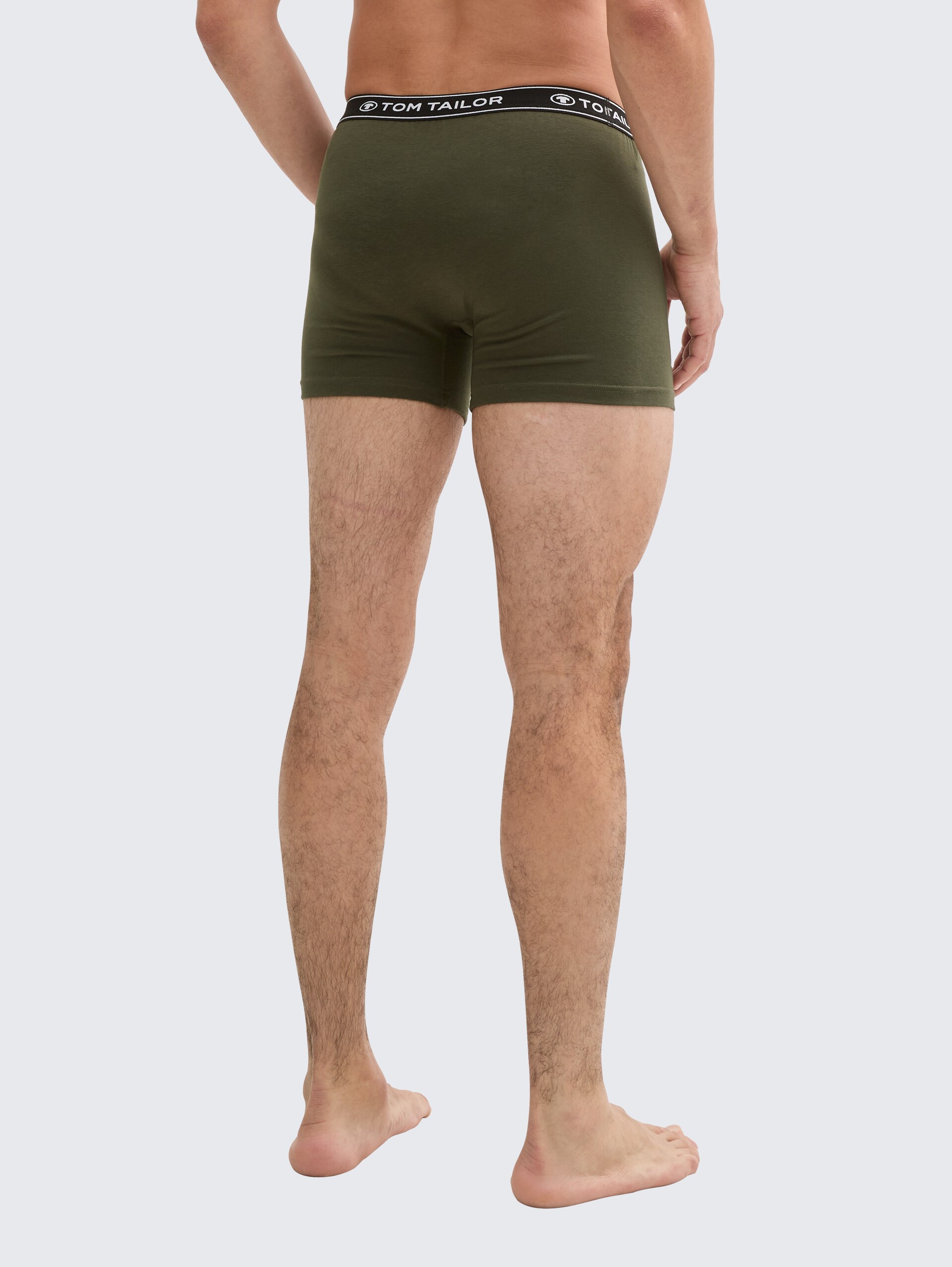 Mittellange Boxershorts im 3er-Pack - green melange - Auschnitt Model-Rückansicht