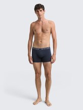 Mittellange Boxershorts im 3er-Pack - red-medium-solid - Model-Vorderansicht