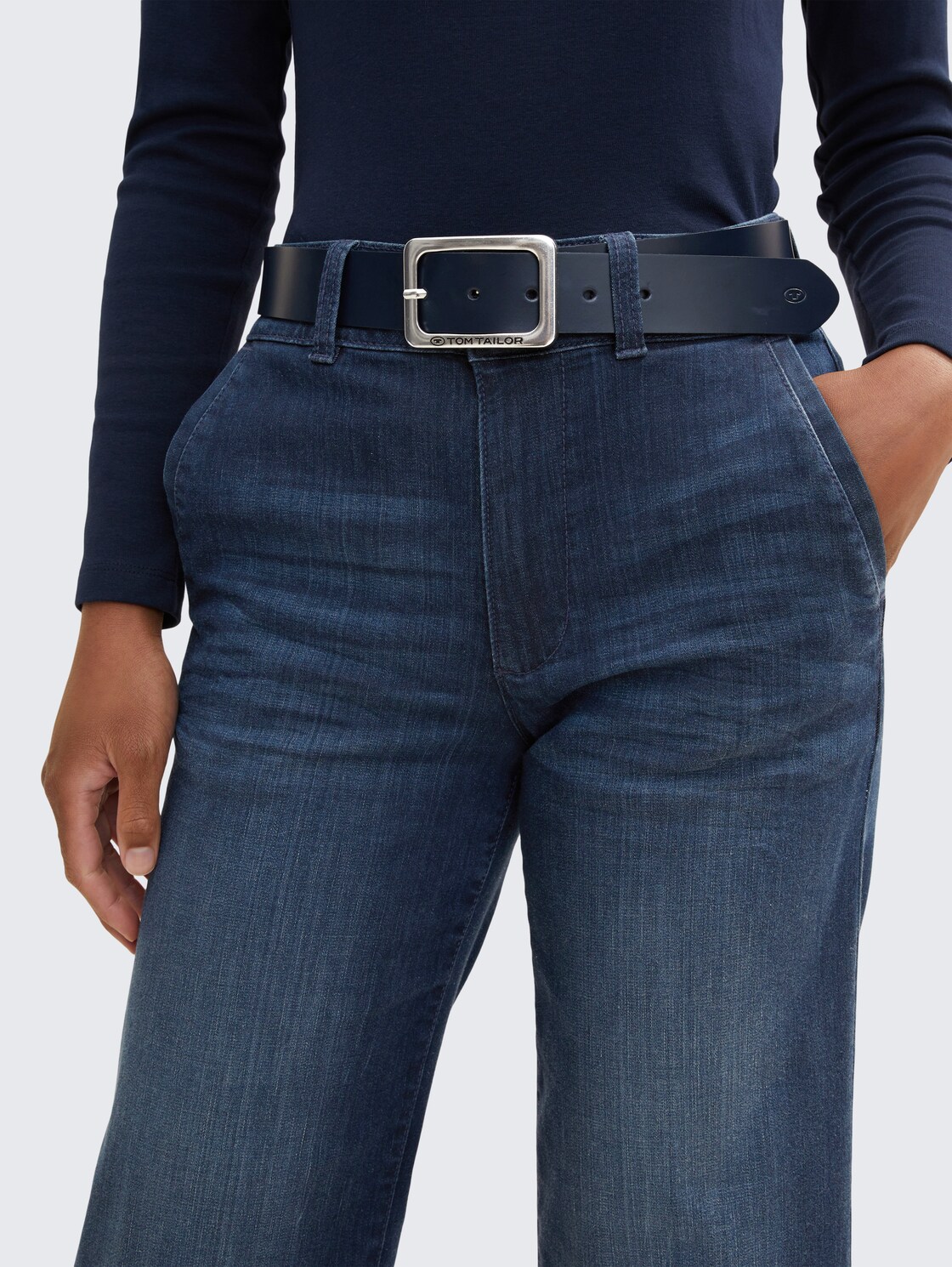 TTEVE Ledergürtel mit abgerundeter Dornschließe - navy uni