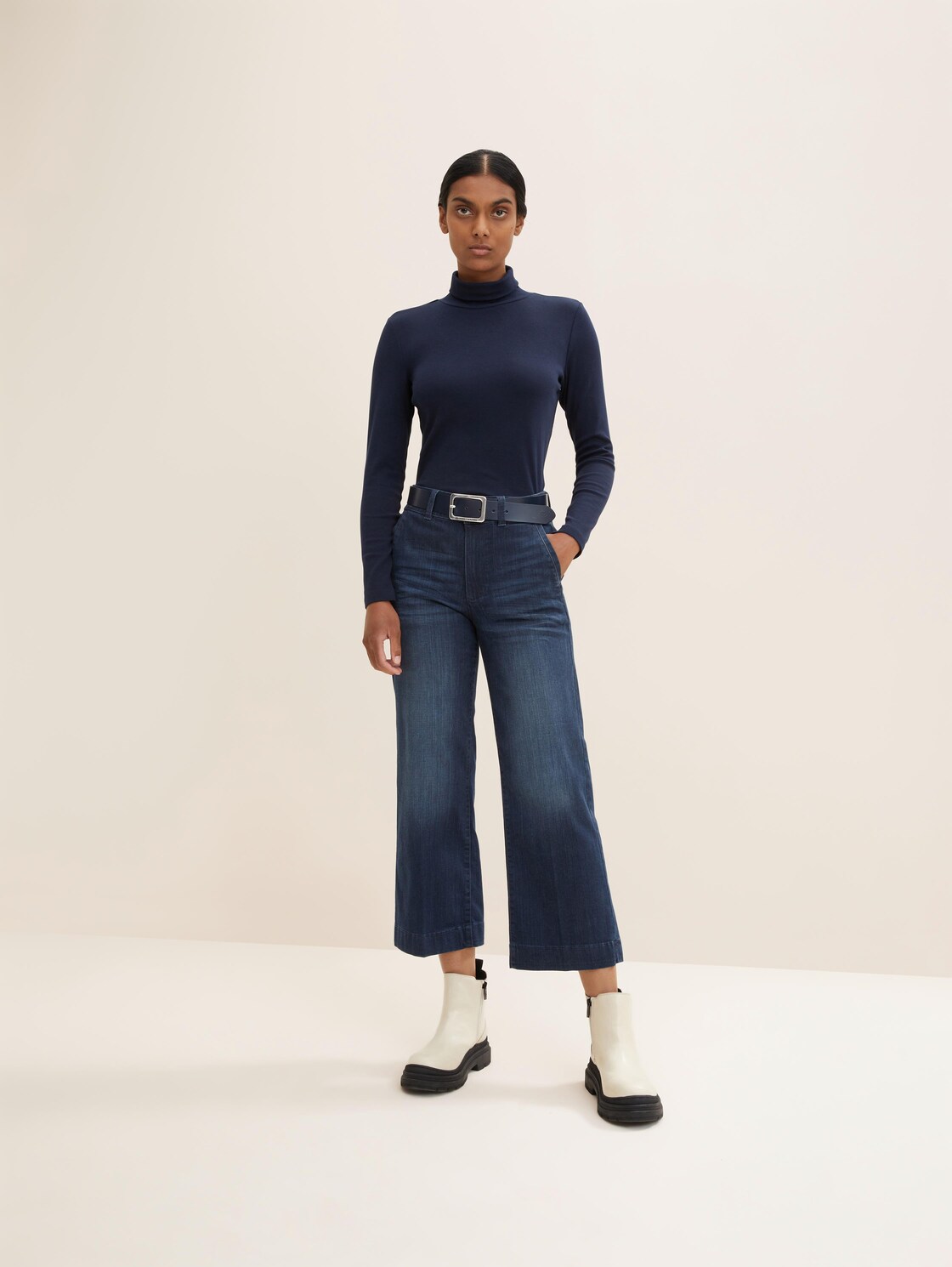 TTEVE Ledergürtel mit abgerundeter Dornschließe - navy uni