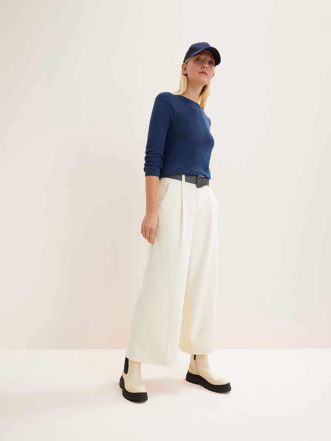 TTAUDREY Ledergürtel mit bezogener Dornschließe - navy uni