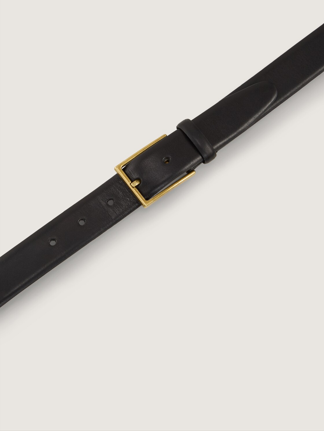 TTCARA Ledergürtel mit eckiger Dornschließe - black uni - Produkt-Ansicht von oben 