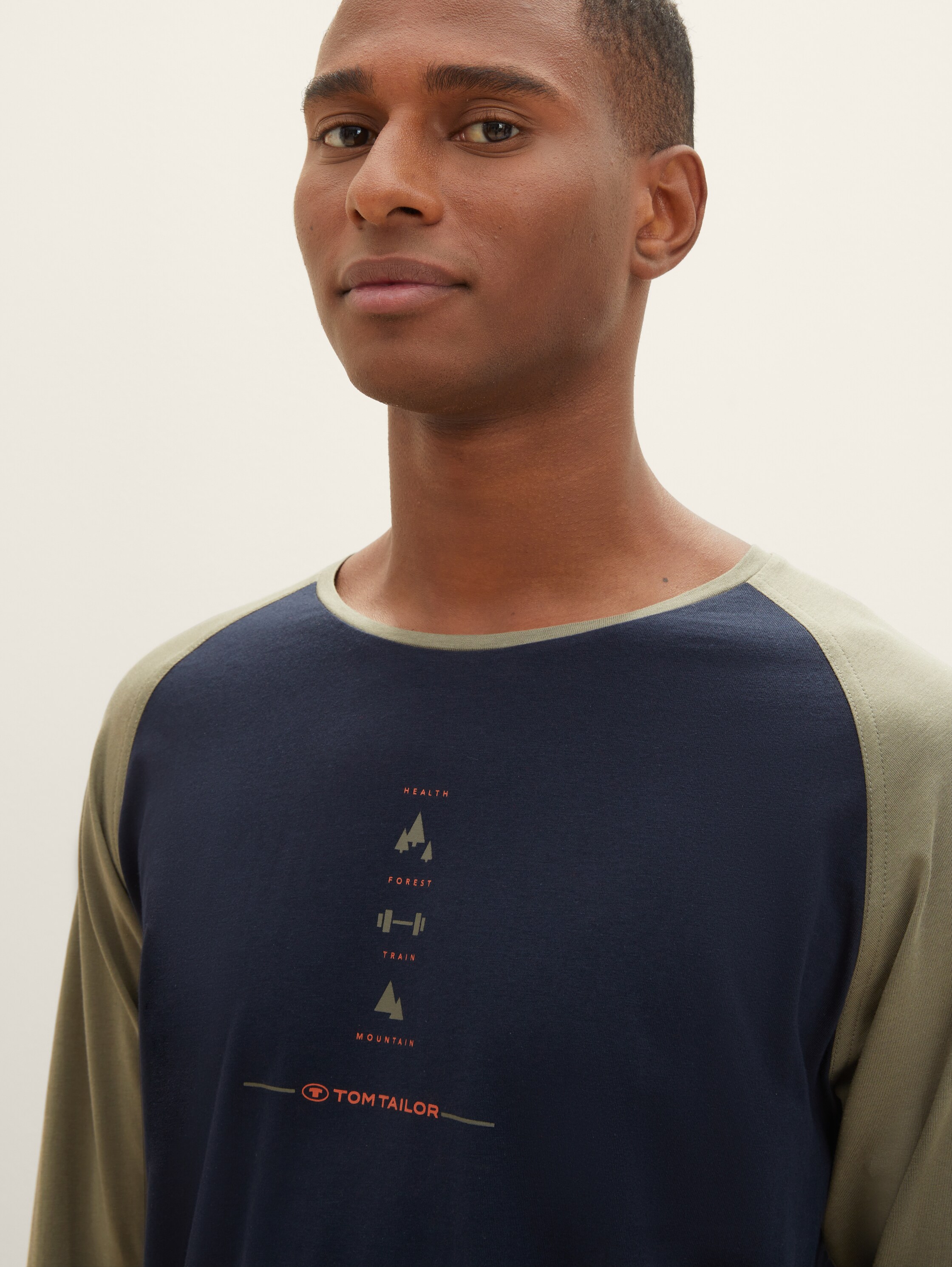 Pyjama mit Print - dark blue multi - Detail-Model-Ansicht