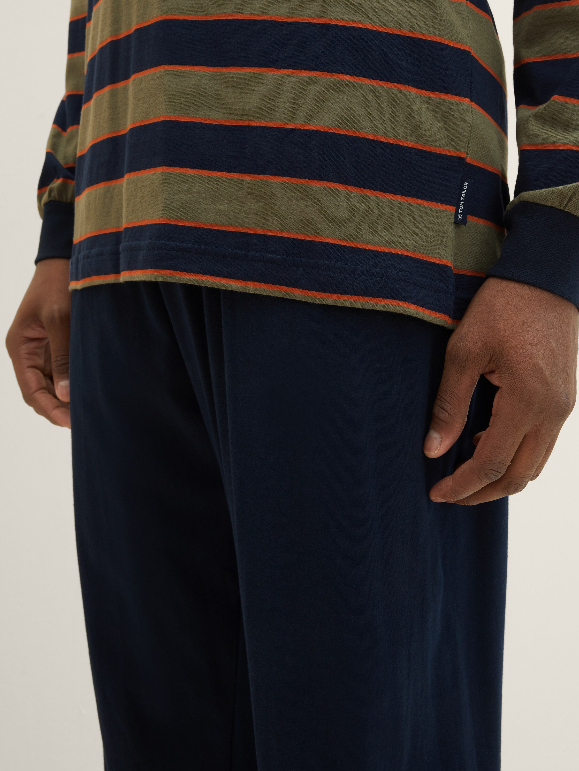 Gestreifter Pyjama - green-medium-horizontal stripe - Detail-Model-Ansicht