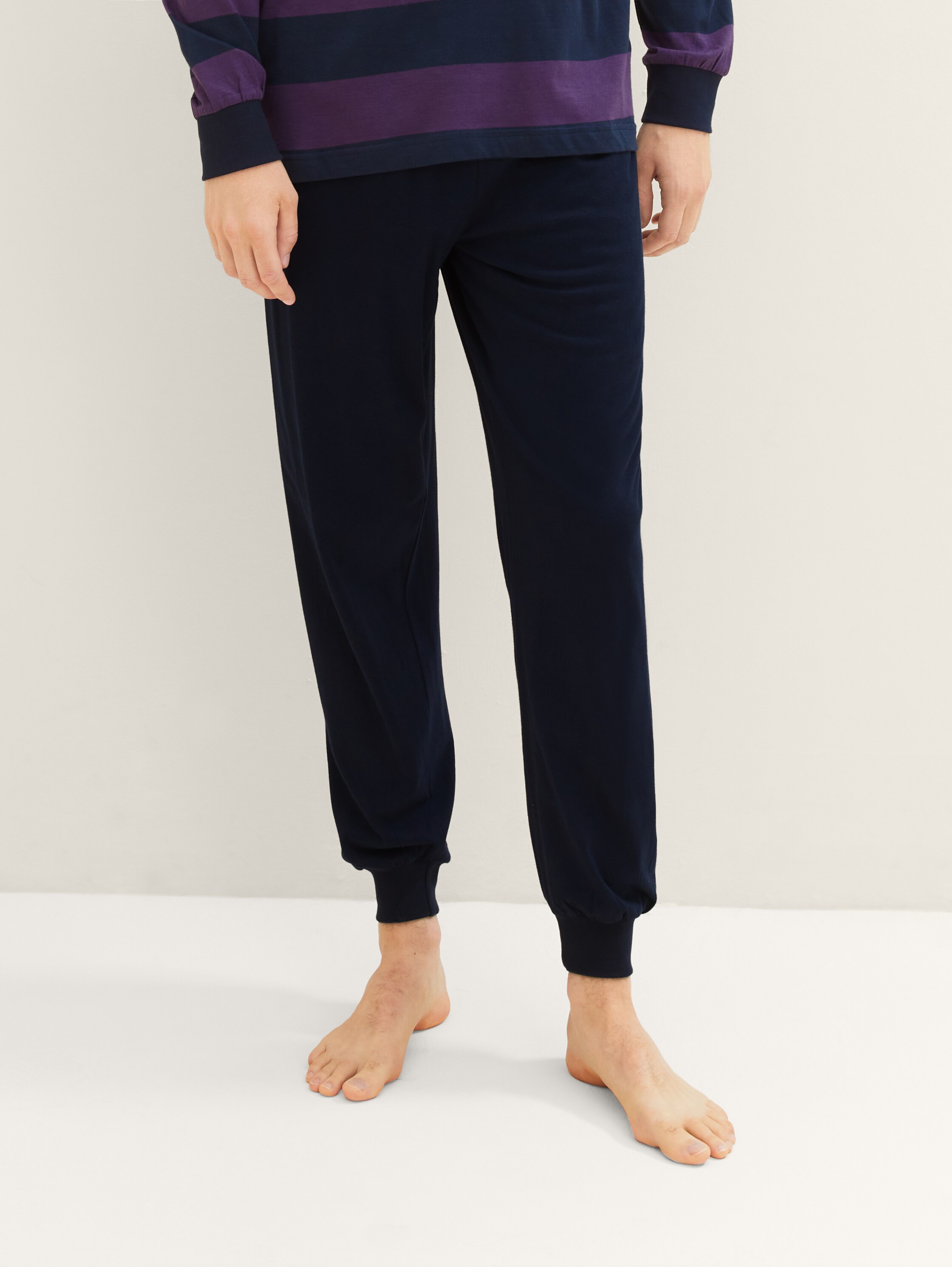 Pyjama-Set aus Baumwolle mit Streifenmuster - liladunkelringel - 