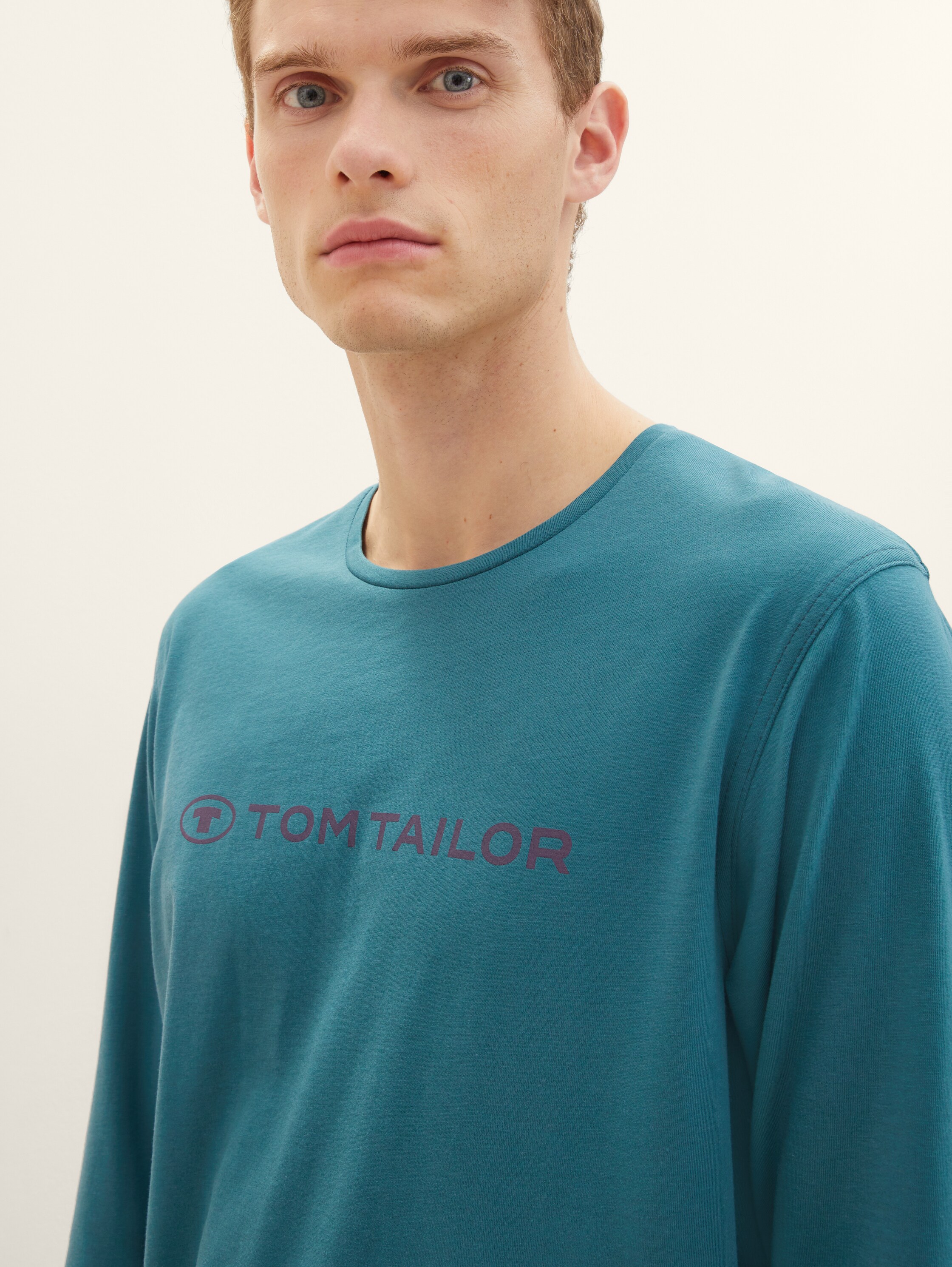 Pyjama mit Karomuster - dark green uni - Detail-Model-Ansicht