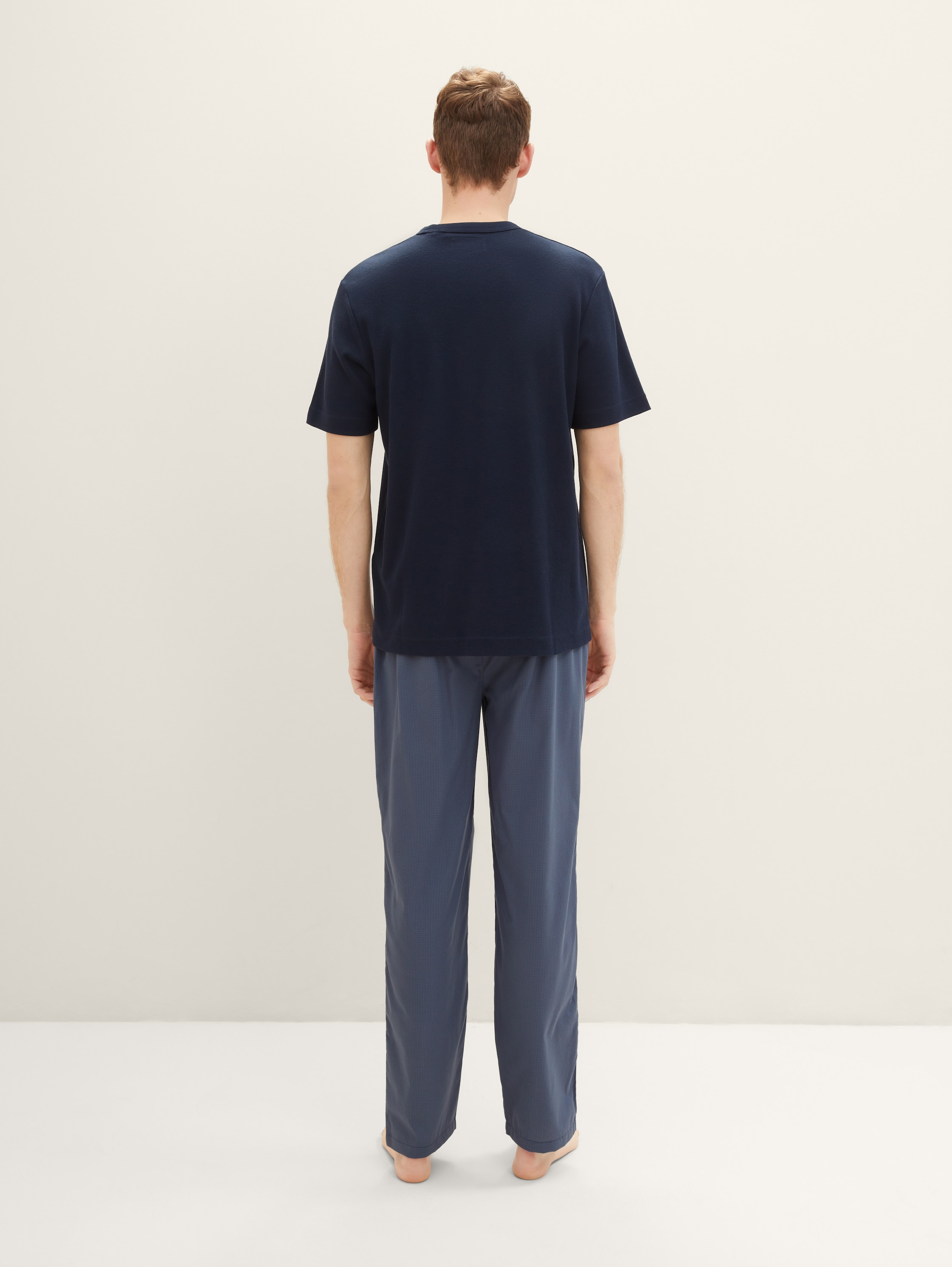 geruite pyjamabroek - purple-dark-check - Neklijn model-achteraanzicht