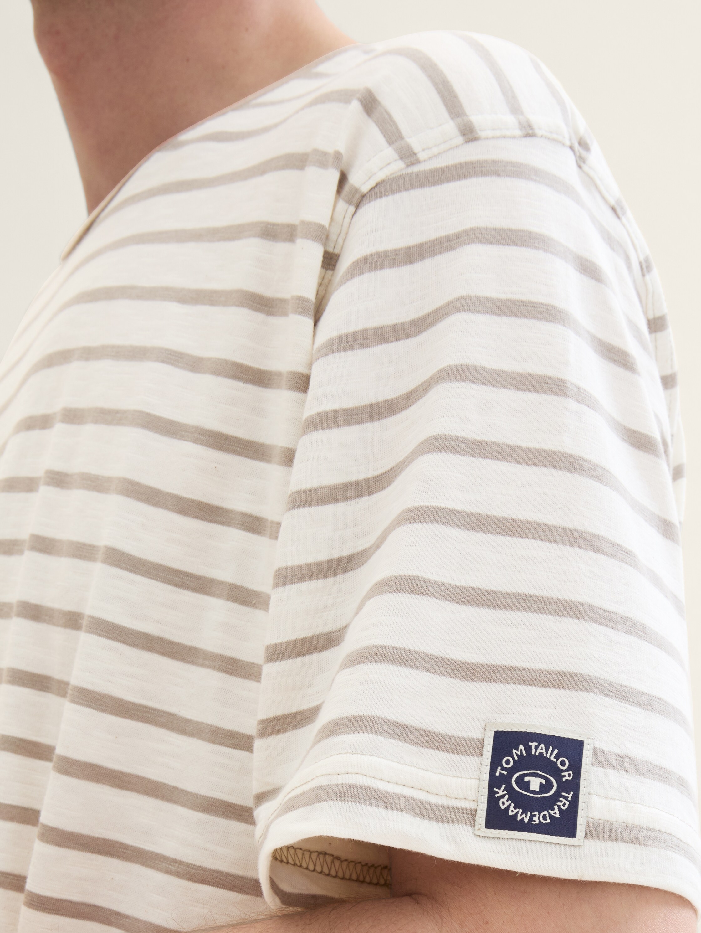 Pyjama-Set mit Streifenmuster - greydarkhorizontal_stripe - 