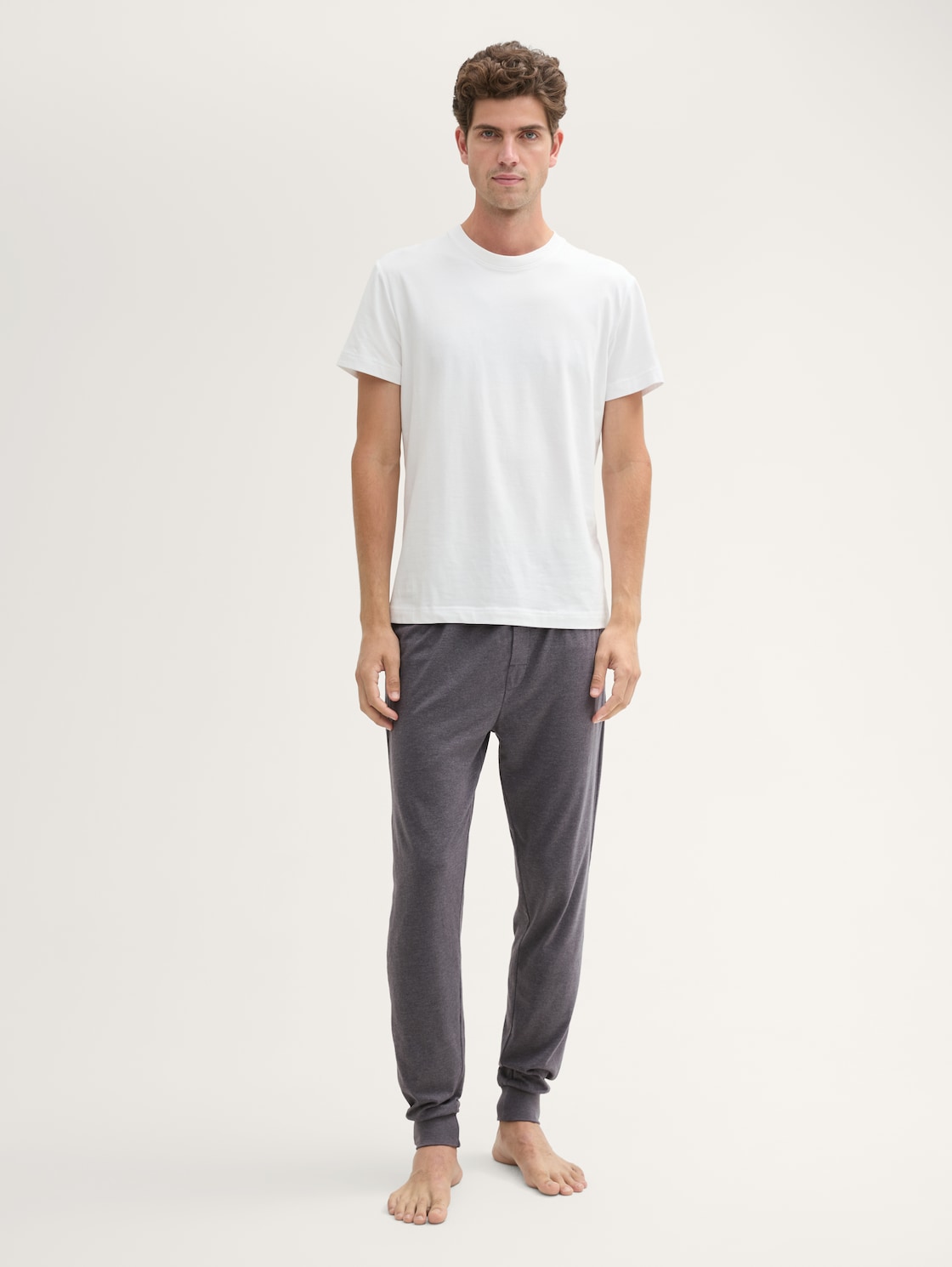 Pyjama-Hose in Melange-Optik - grey-dark-melange - Model-Vorderansicht