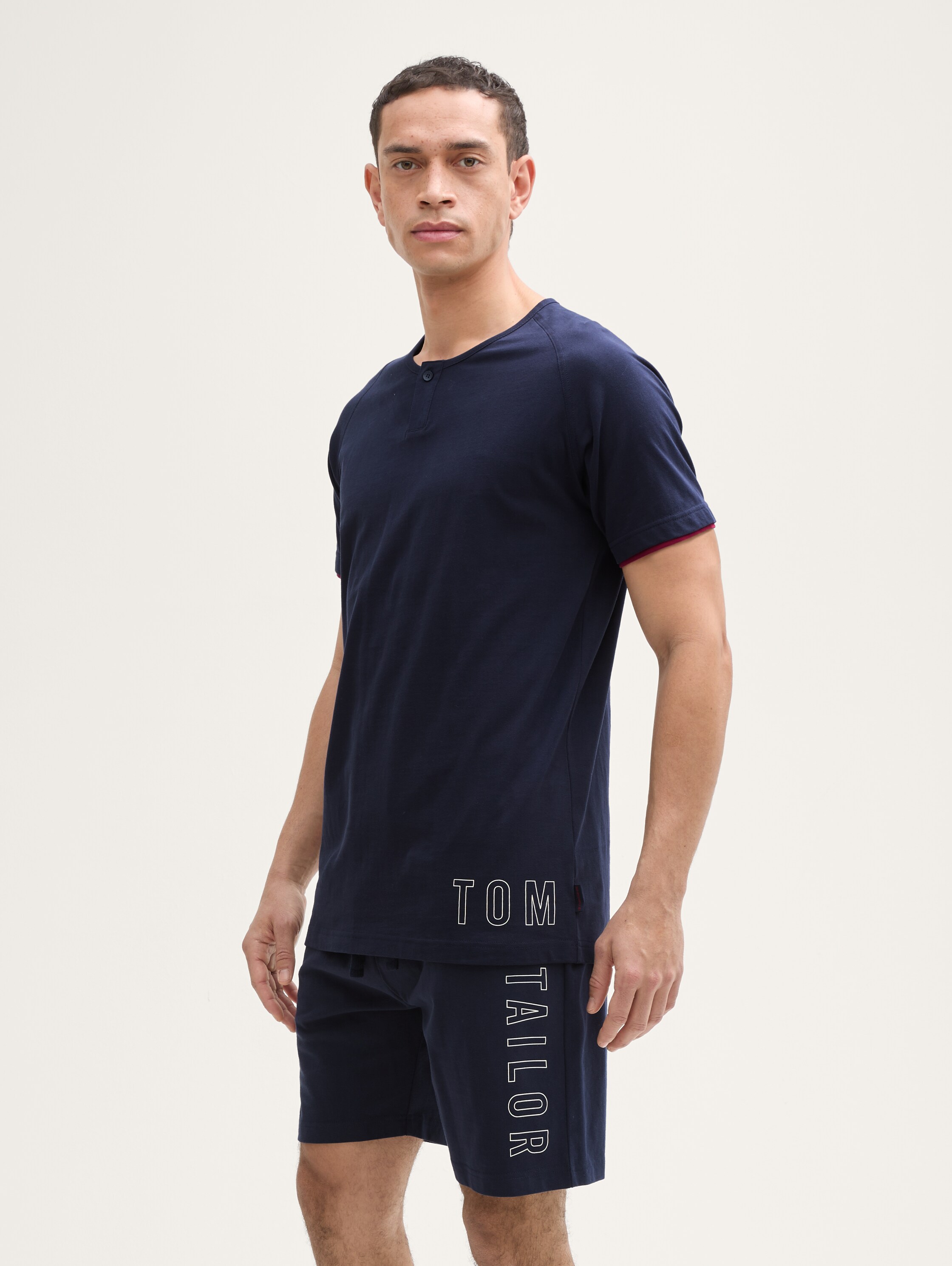 Ensemble pyjama en coton - bleu - Vue de face du modèle