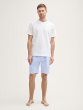 Pyjama-Shorts aus Baumwolle mit Streifenmuster - blue-light-stripe - Model-Vorderansicht
