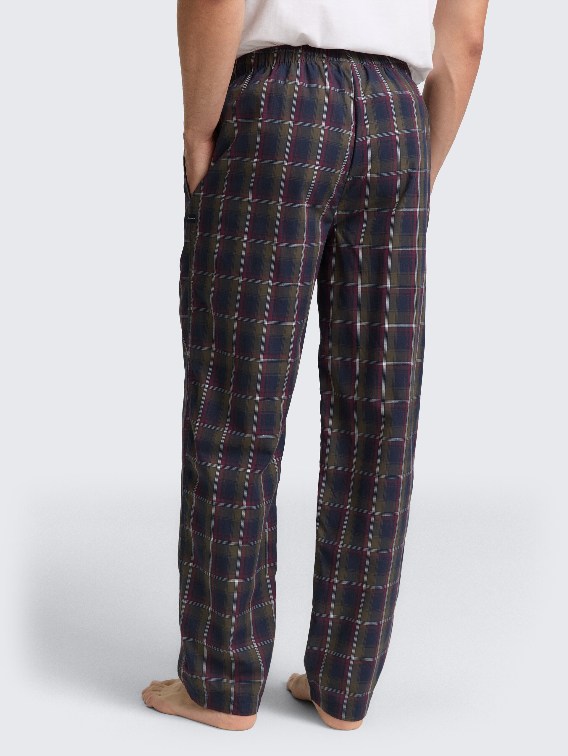 Pyjama-Hose mit Karomuster - blue-dark-check - Auschnitt Model-Rückansicht