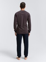 Pyjamaset met streepjesmotief - brown-dark-ringlet - Neklijn model-achteraanzicht