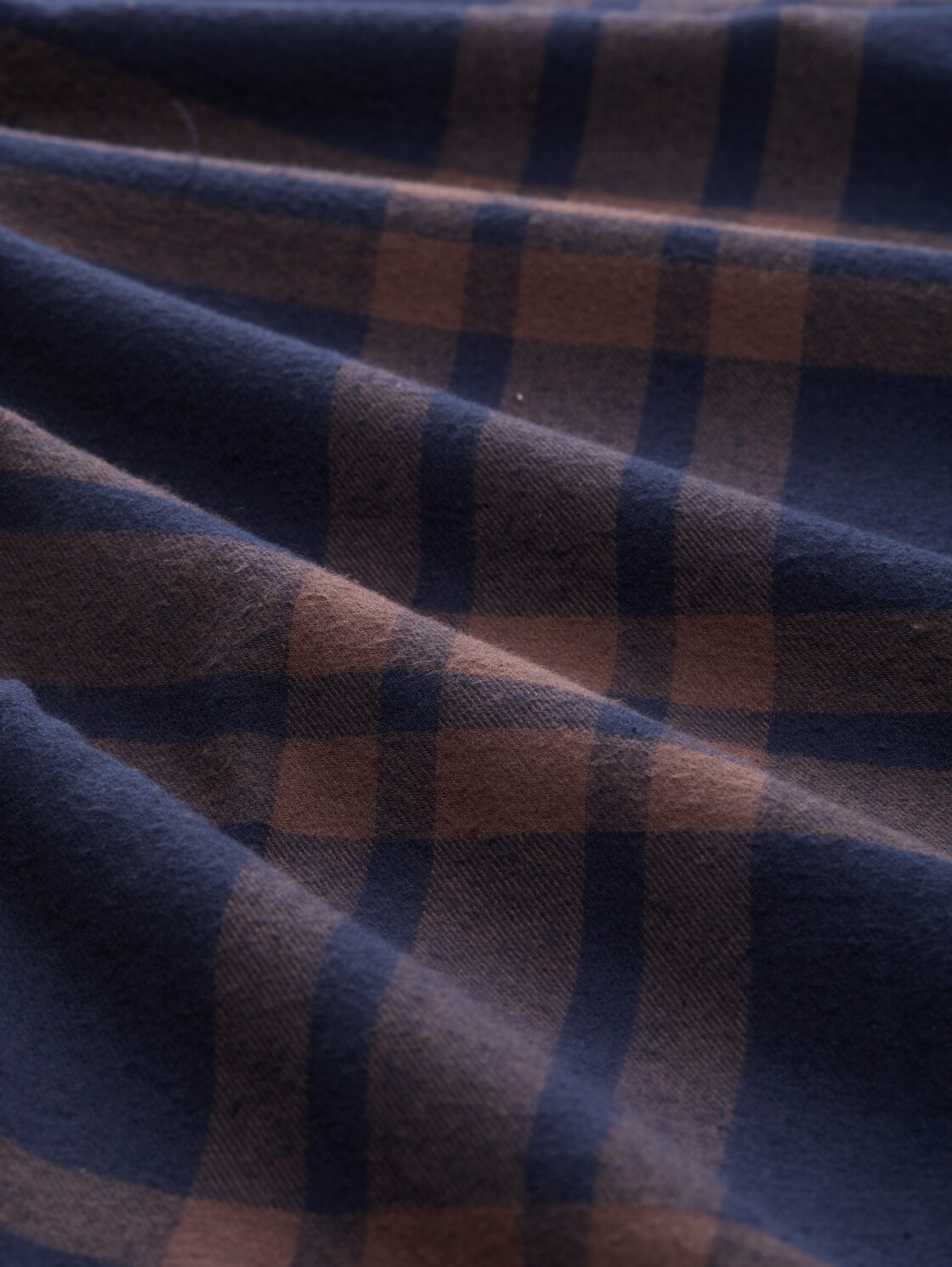 Pyjama-Hose mit Karomuster - braun-dunkel-Karo - Material-Ansicht