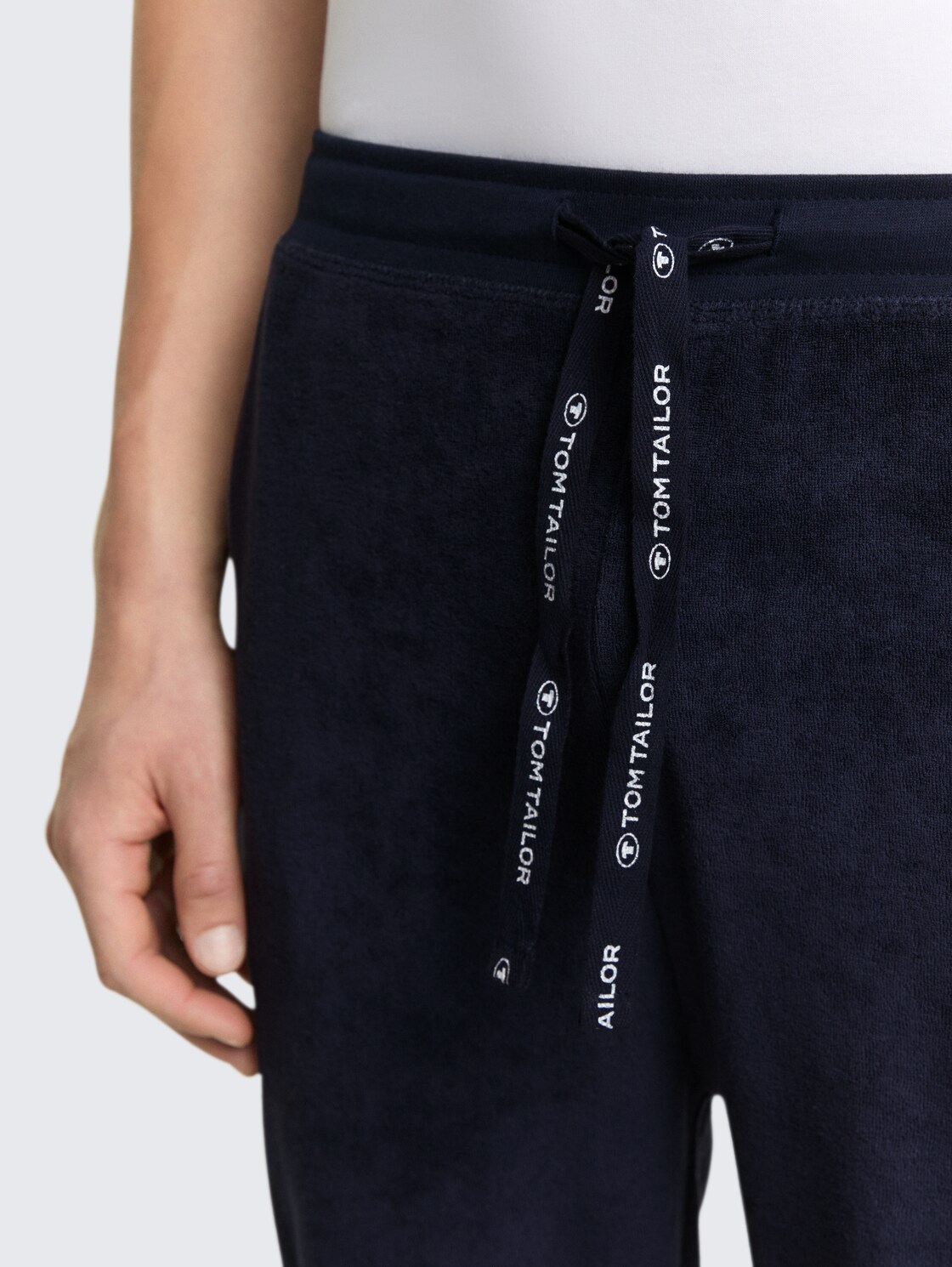 Pyjama-Hose mit Struktur - blue-dark-solid - Detail-Model-Ansicht