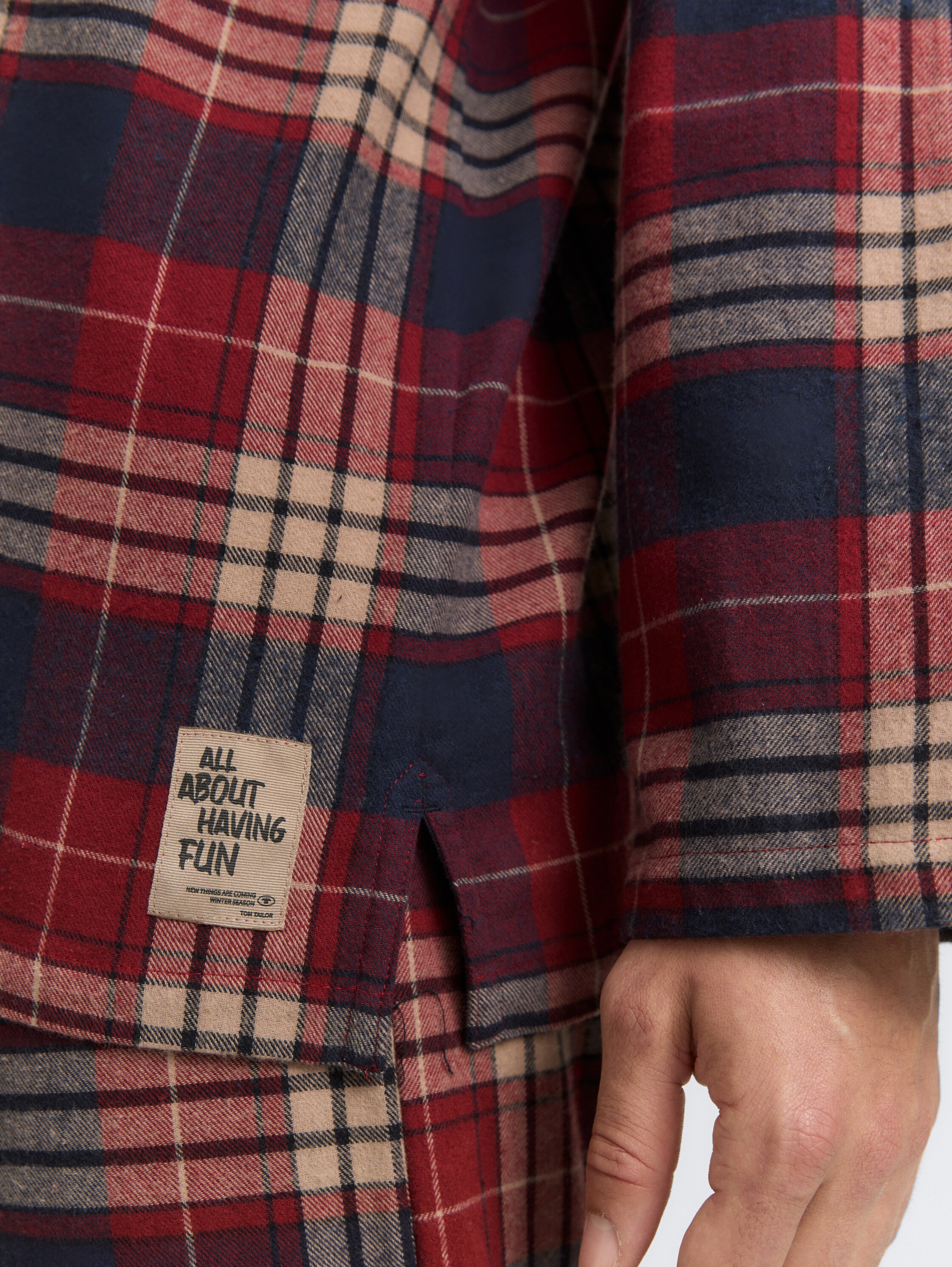 Pyjama set with checked pattern - red-medium-check - Detail model view