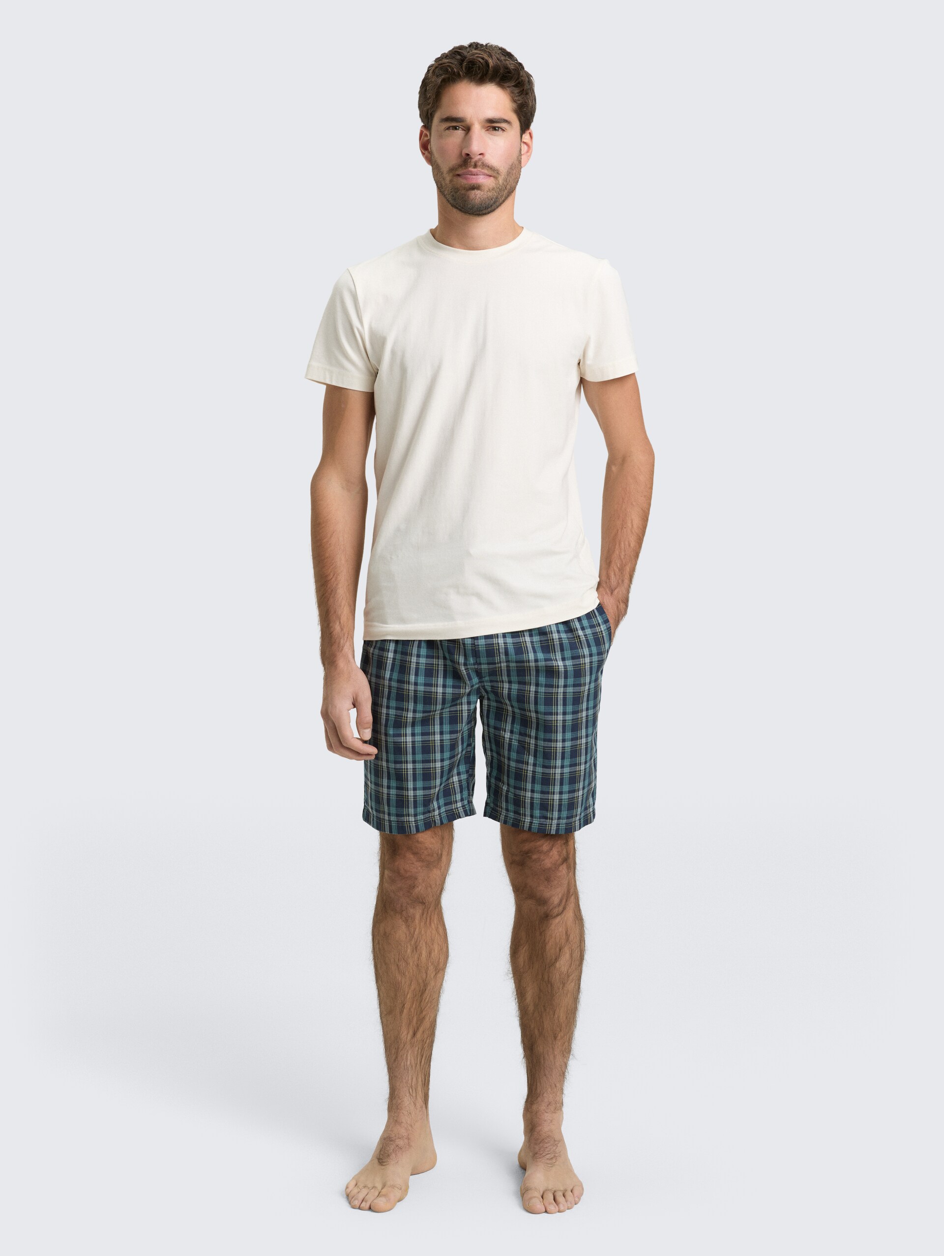 Boxershorts mit Karomuster - blue-medium-check - Model-Vorderansicht