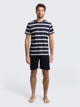 Pyjamaset met streepjesmotief - blue stripe - Model vooraanzicht