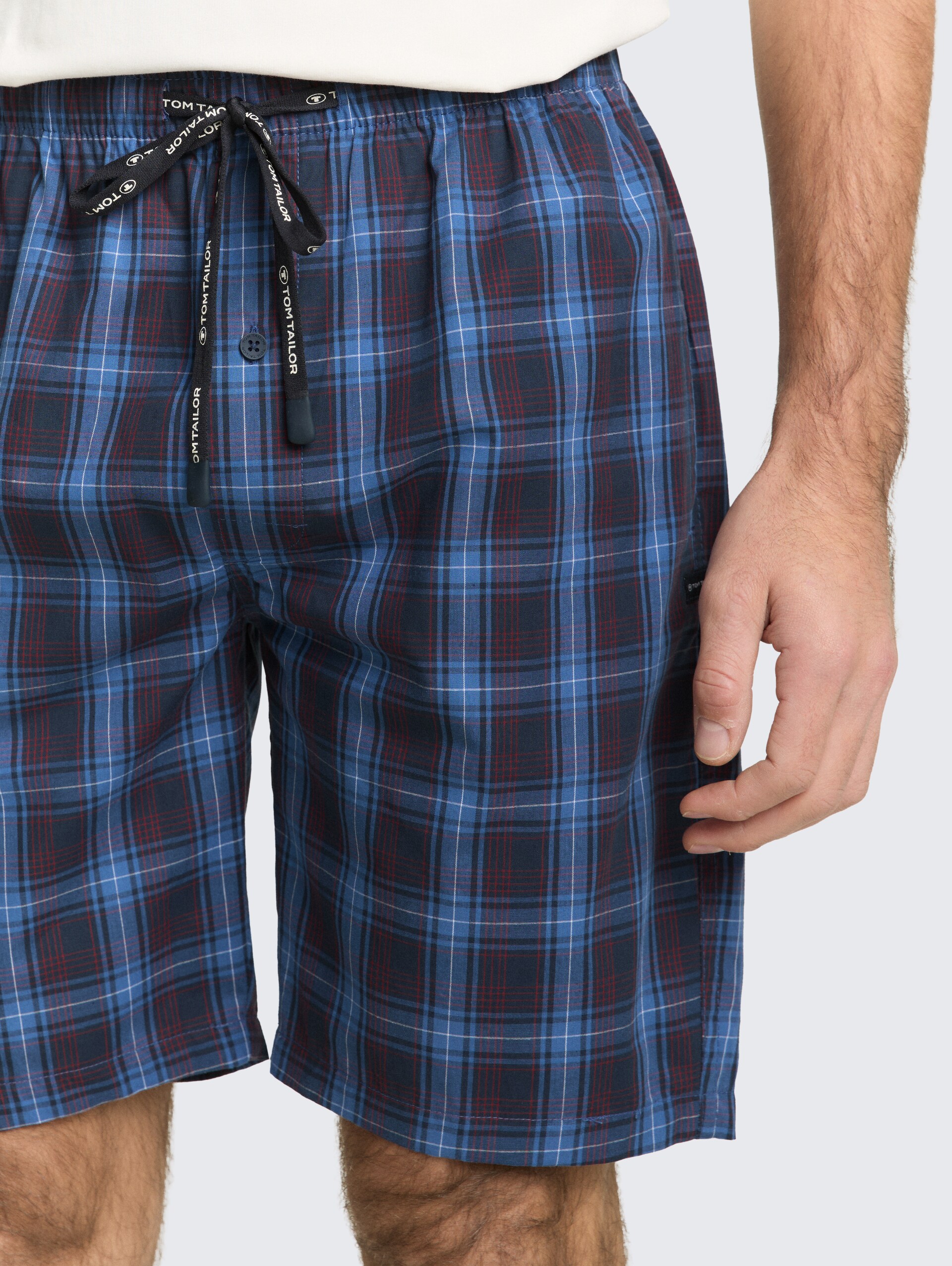 Boxershorts mit Karomuster - blue-dark-check - Detail-Model-Ansicht