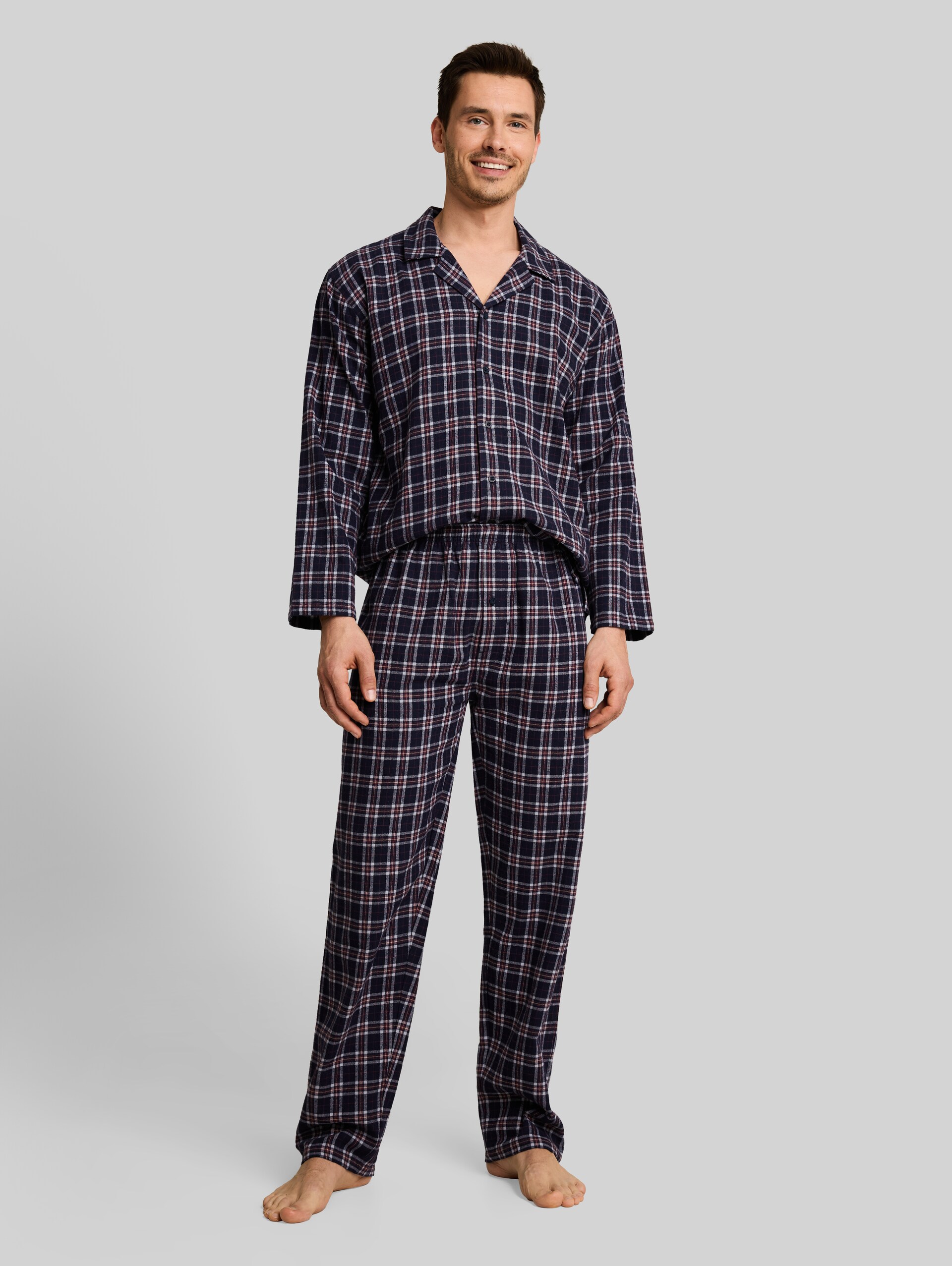 Pyjamaset met ruitjespatroon - blue-dark-check - Model vooraanzicht