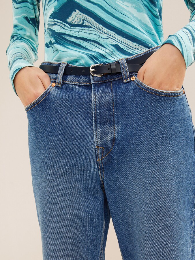 TTPAULA schmaler Ledergürtel mit abgerundeter Dornschließe von Denim Female, navy uni