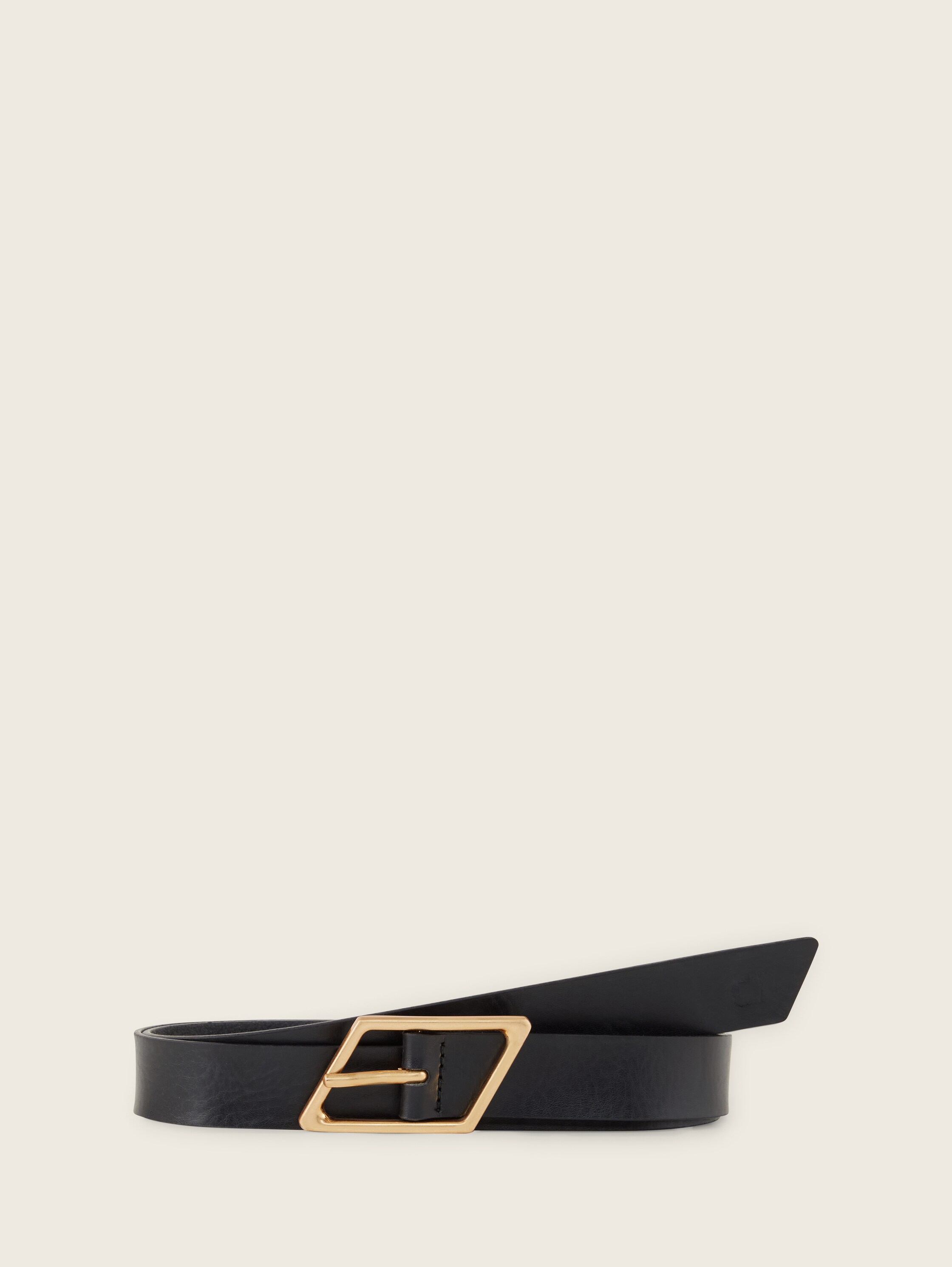 Ceinture en cuir avec boucle ardillon carrée - black uni - Vue de face du produit