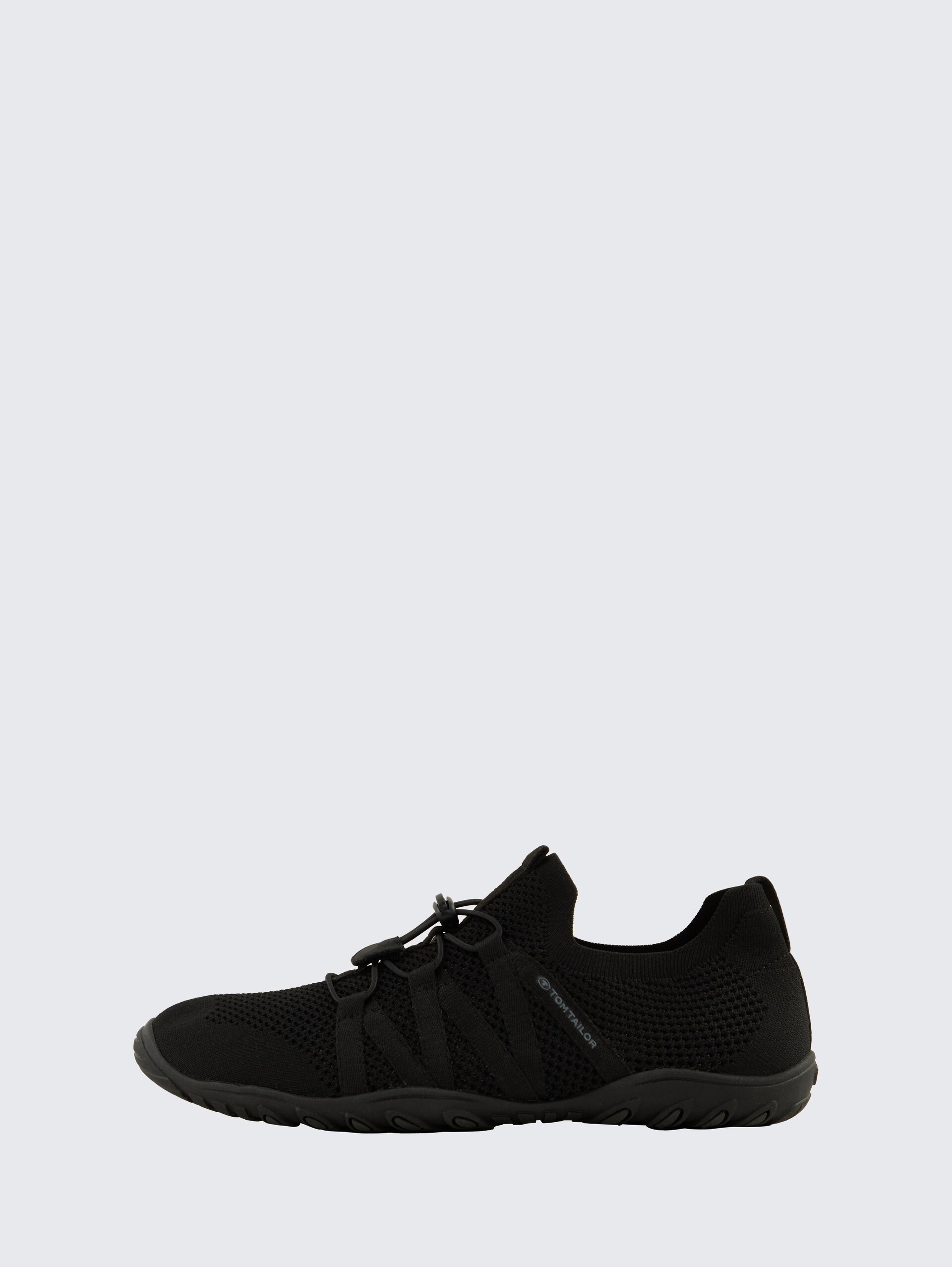 Leichte Schlupf-Sneaker mit Mesh - black - seitliche Produkt-Ansicht