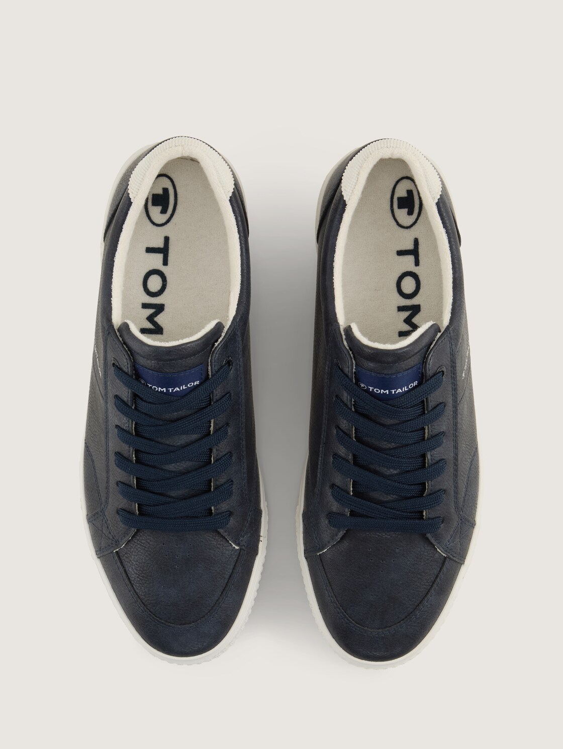 Sneaker mit Logo-Print - navy - Produkt-Ansicht von oben 