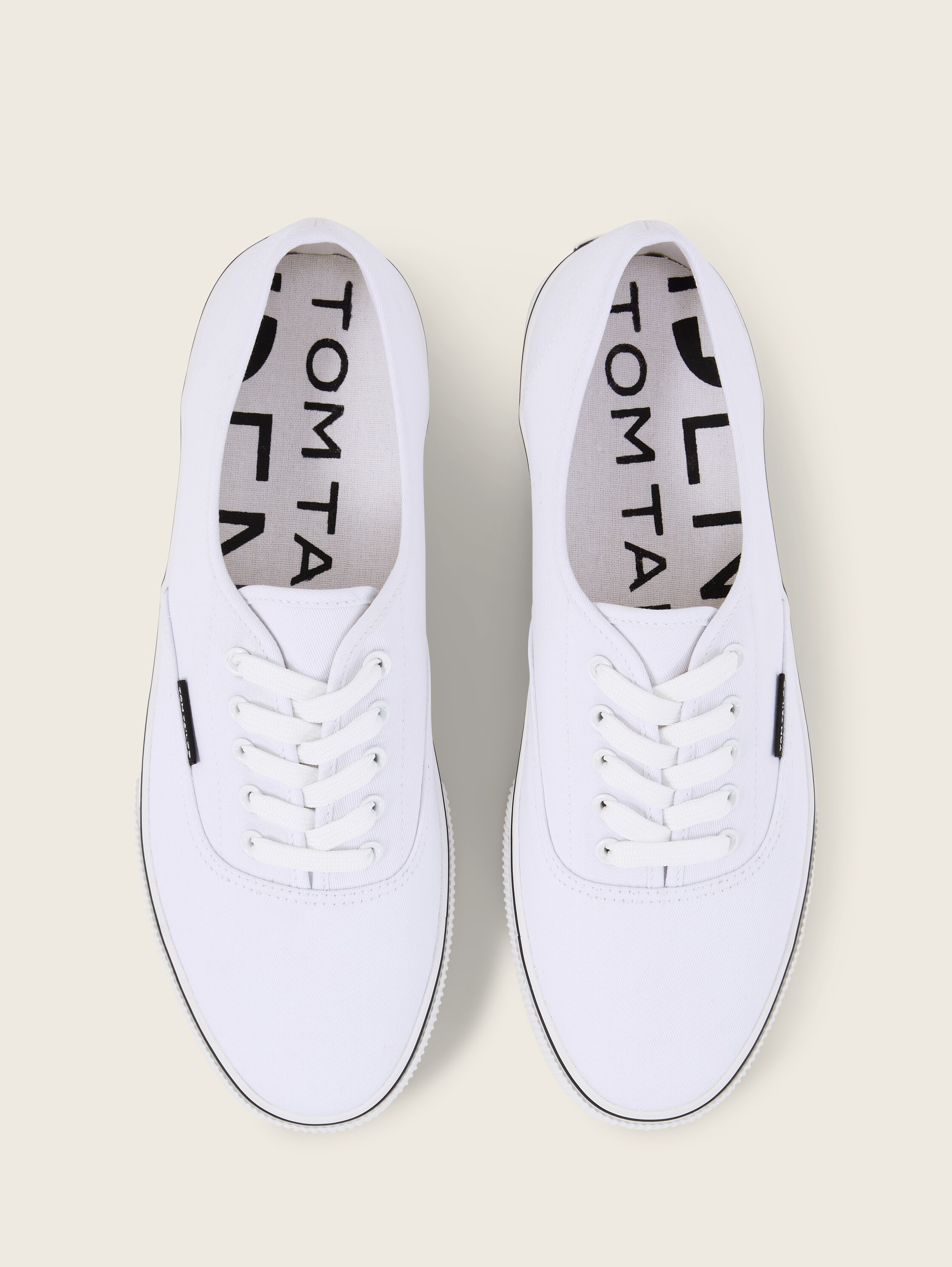 Basic Sneaker - 4