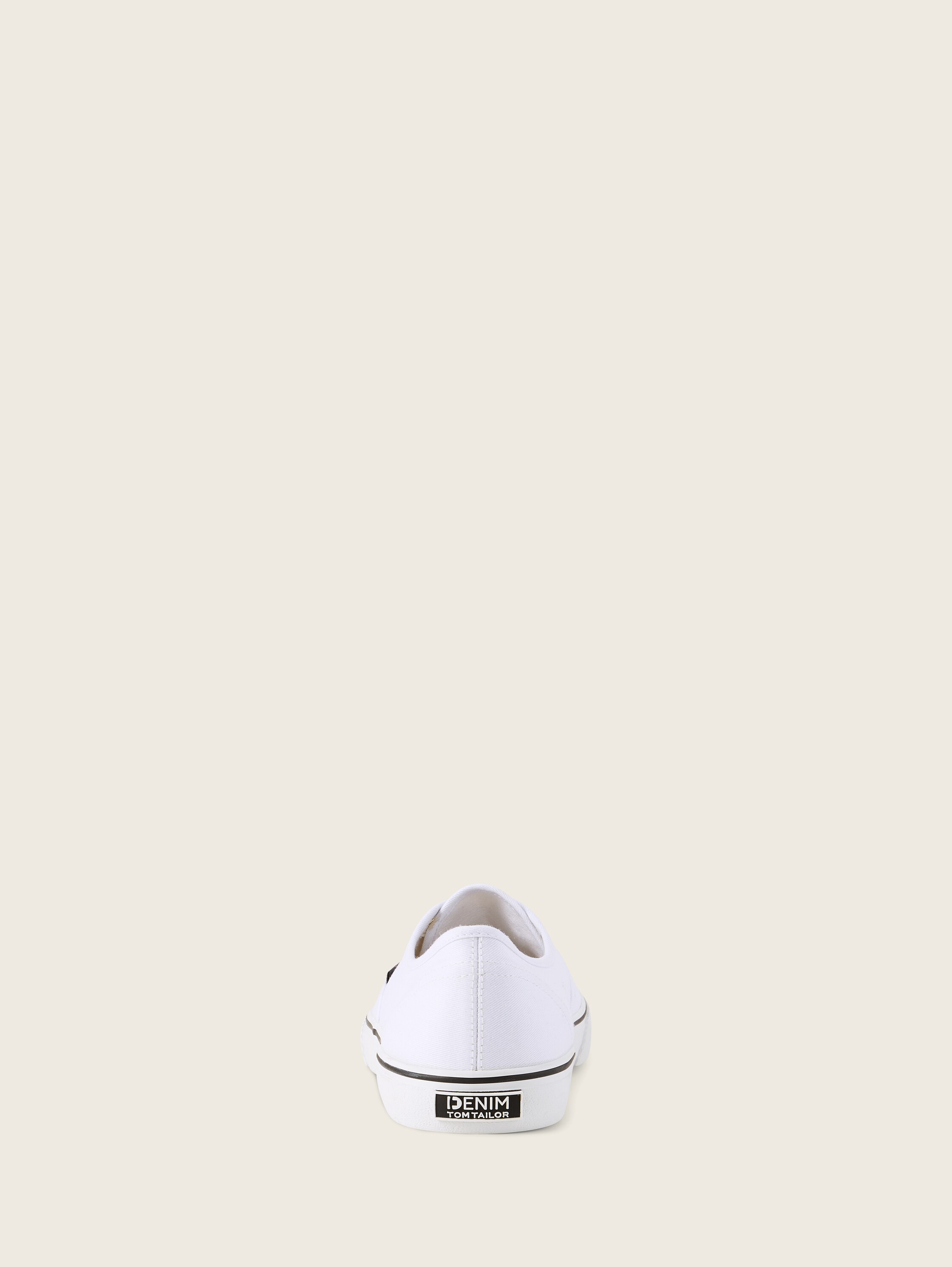 Basic Sneaker - 2