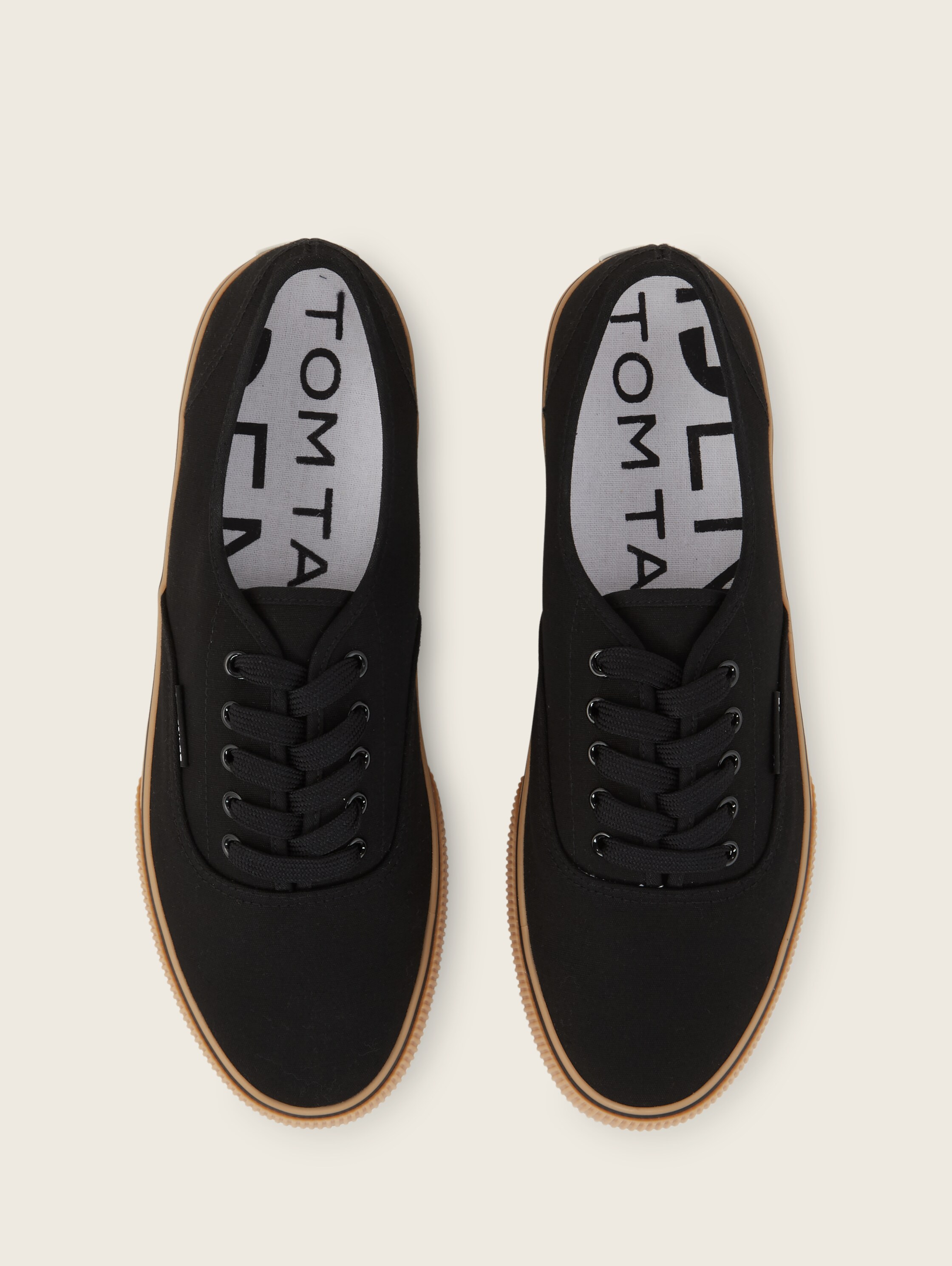 Basic Sneaker - black_1 -