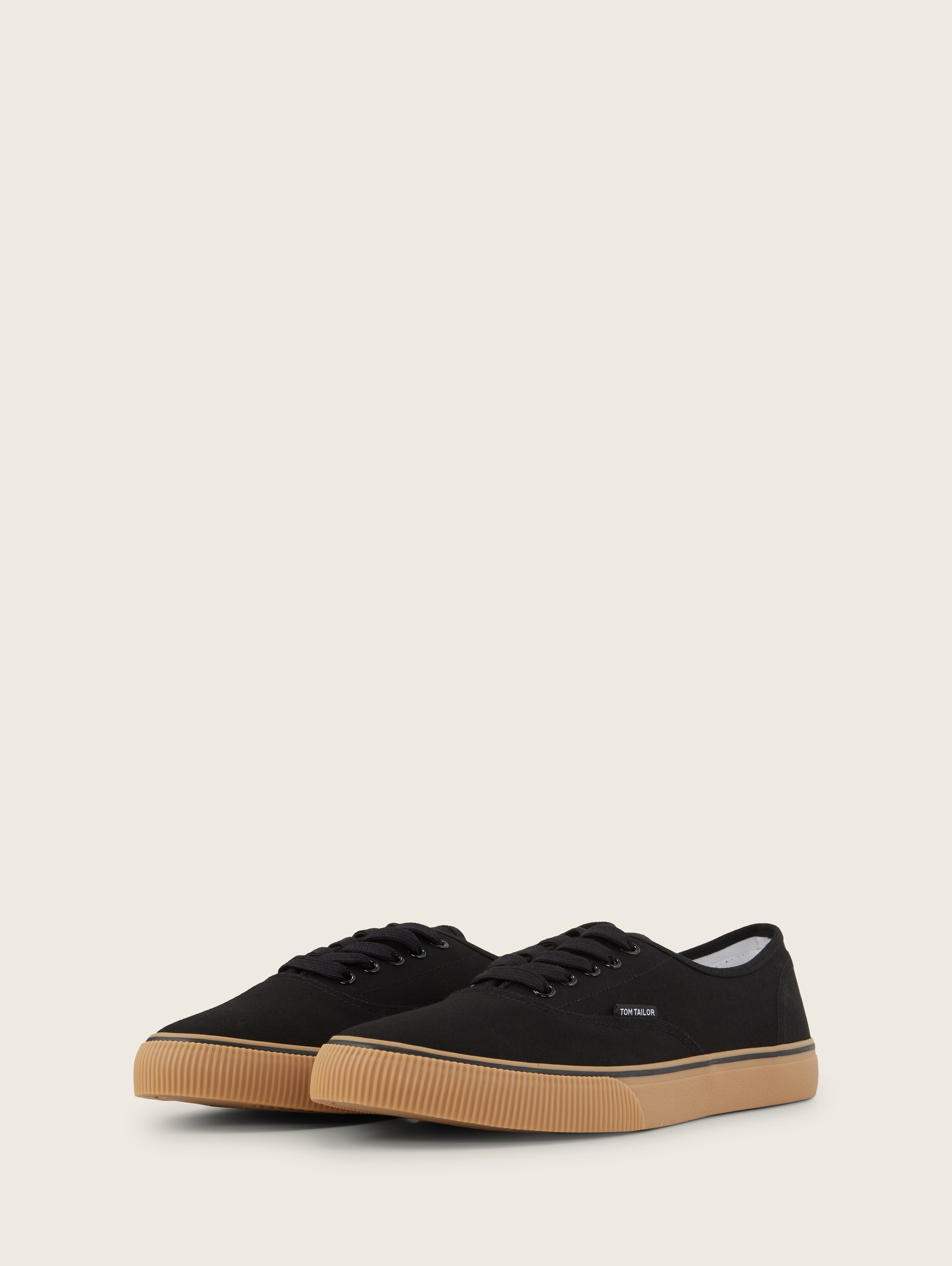 Basic Sneaker - black_1 -