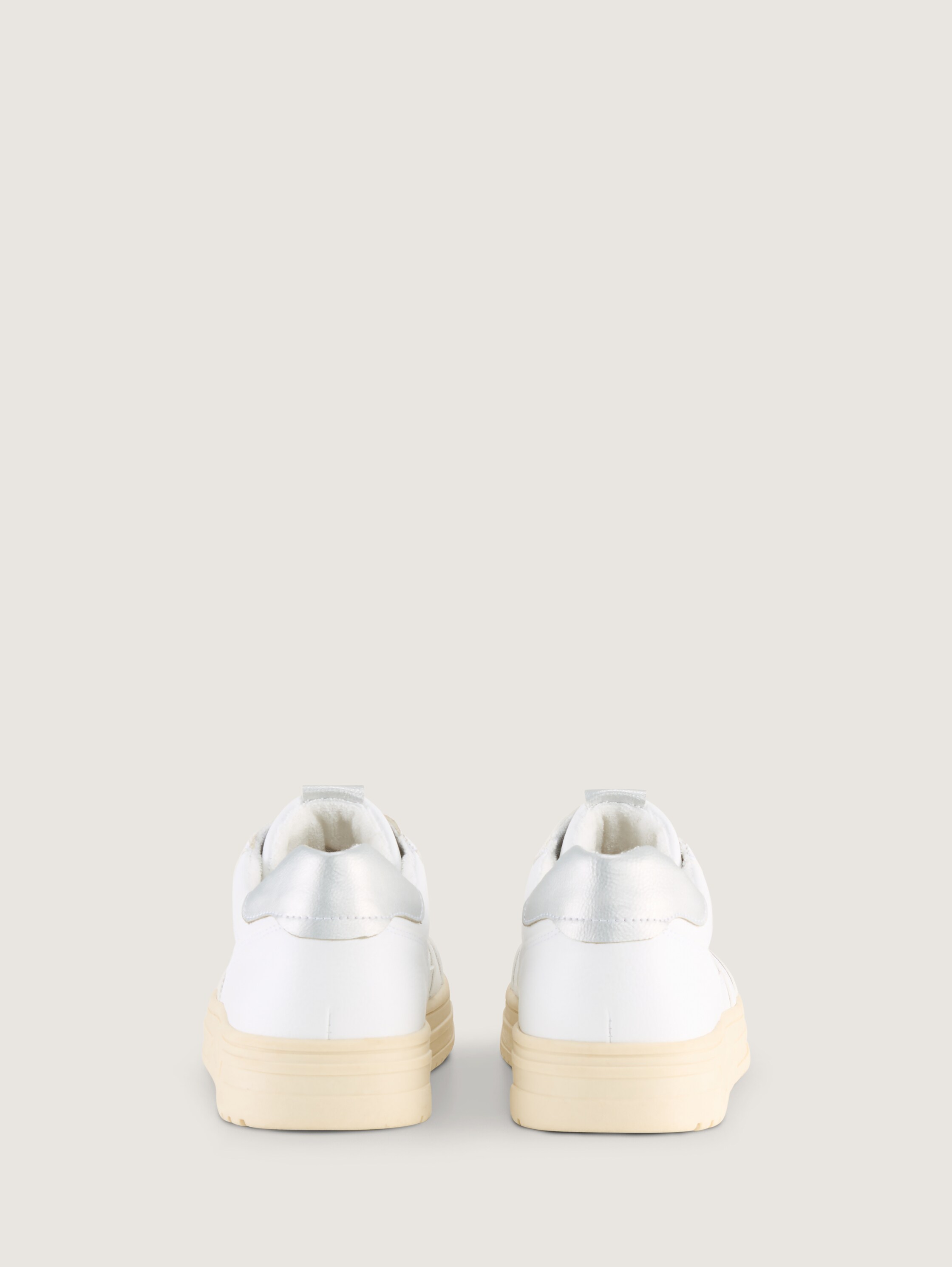 Sneaker mit Metallic-Details - white_1 - 