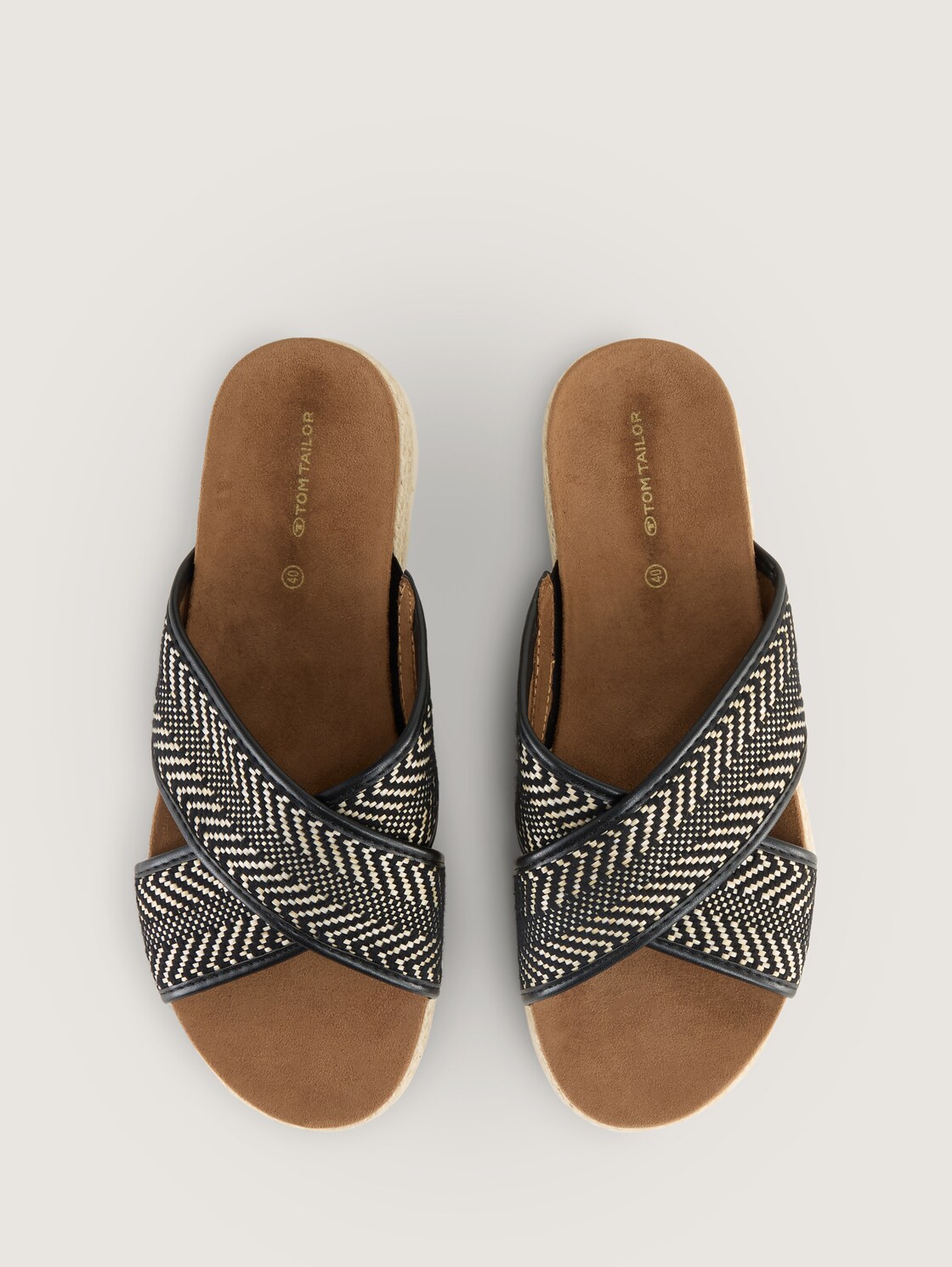 Sandalen mit Flechtmuster - black-beige - Produkt-Ansicht von oben 