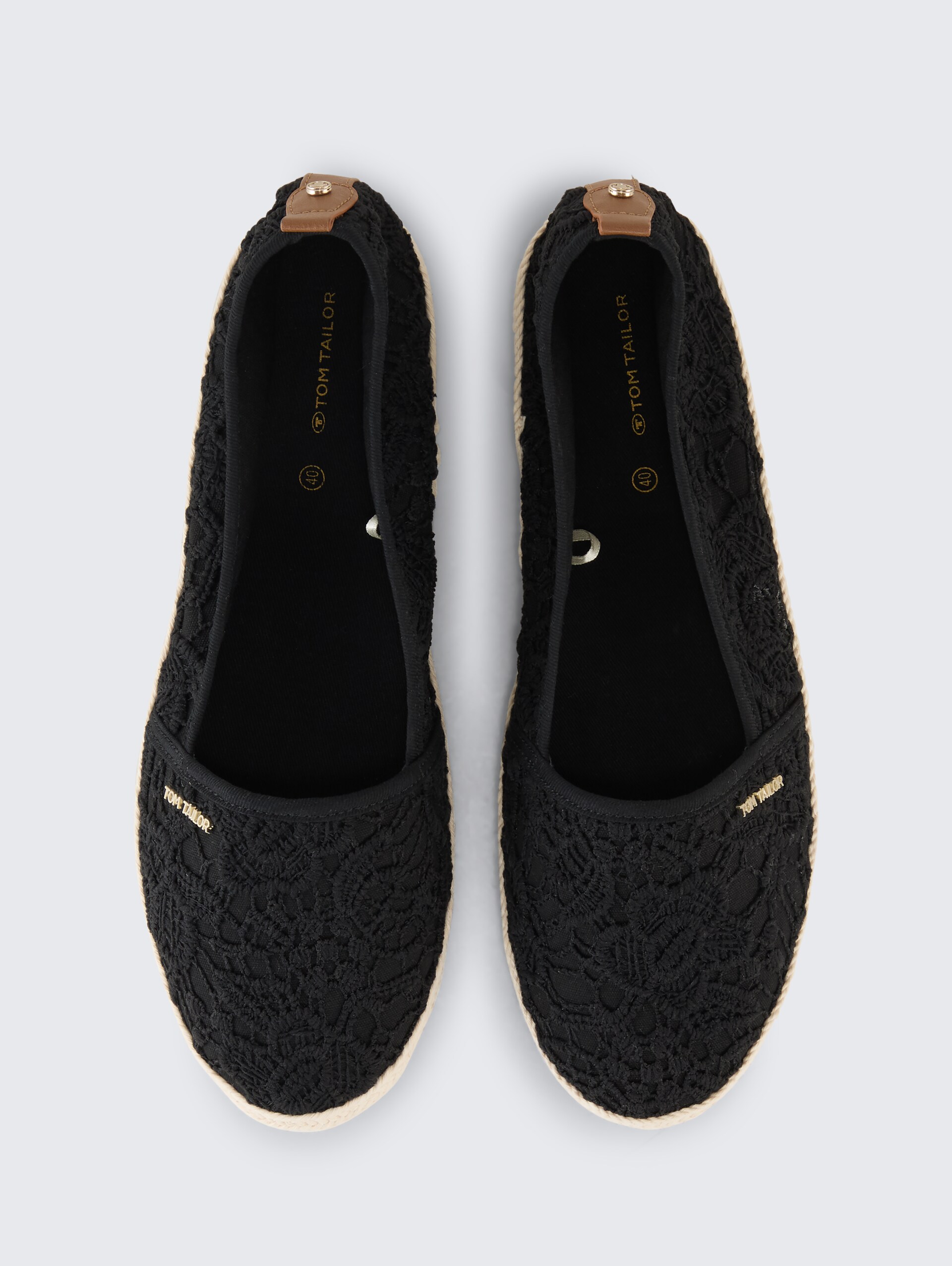 Flache Espadrilles mit Blumenstickerei - black - Produkt-Ansicht von oben 
