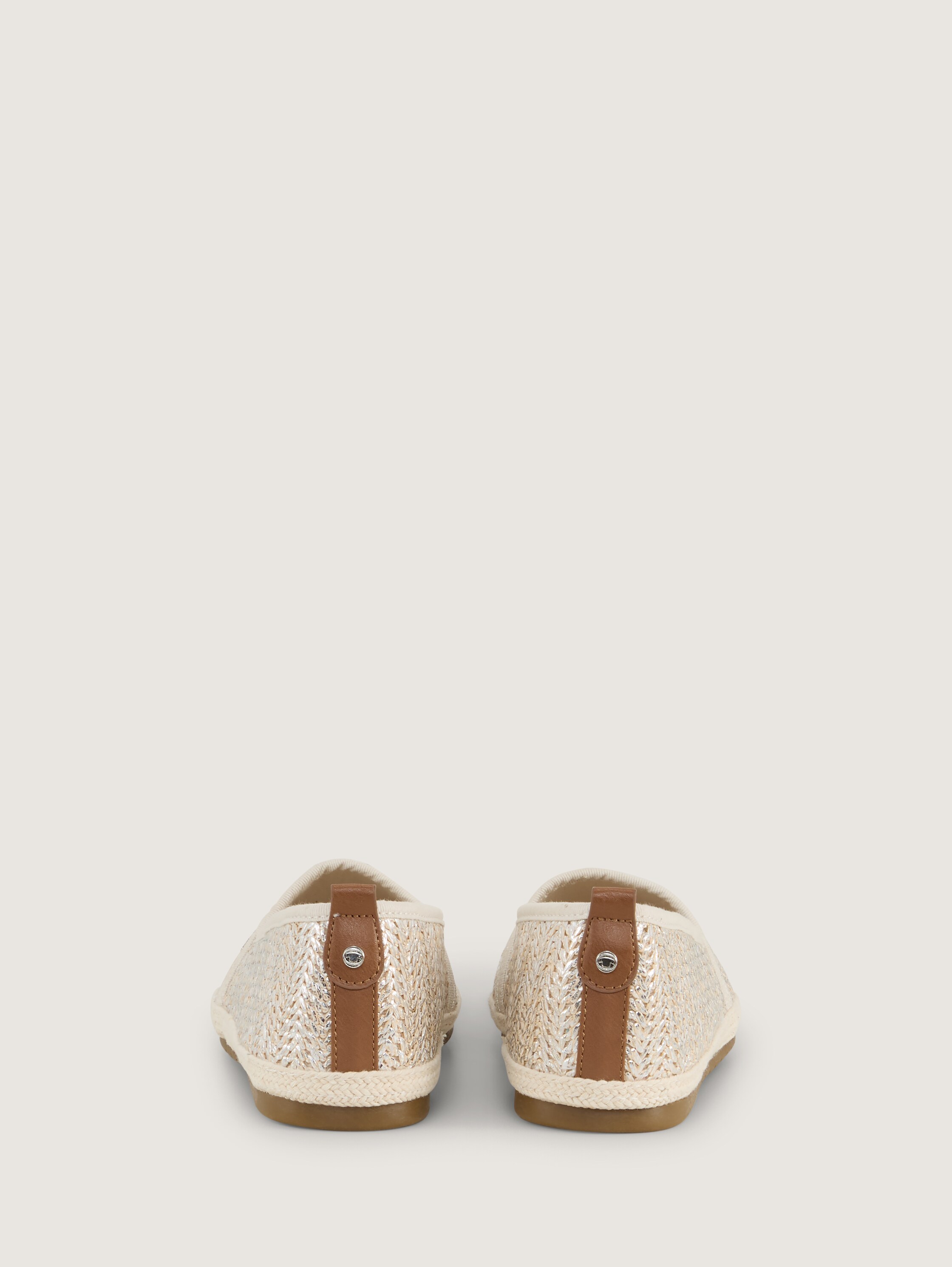 Flat espadrilles with a woven look - gold - 
