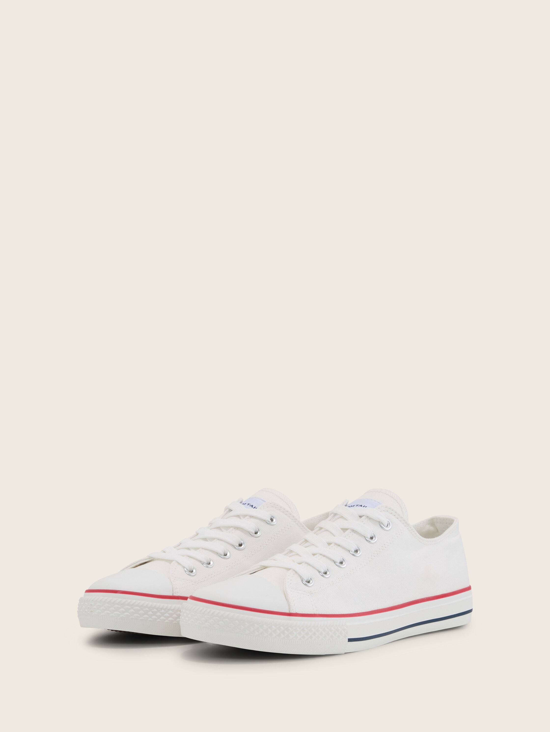 Basic Sneaker - 2