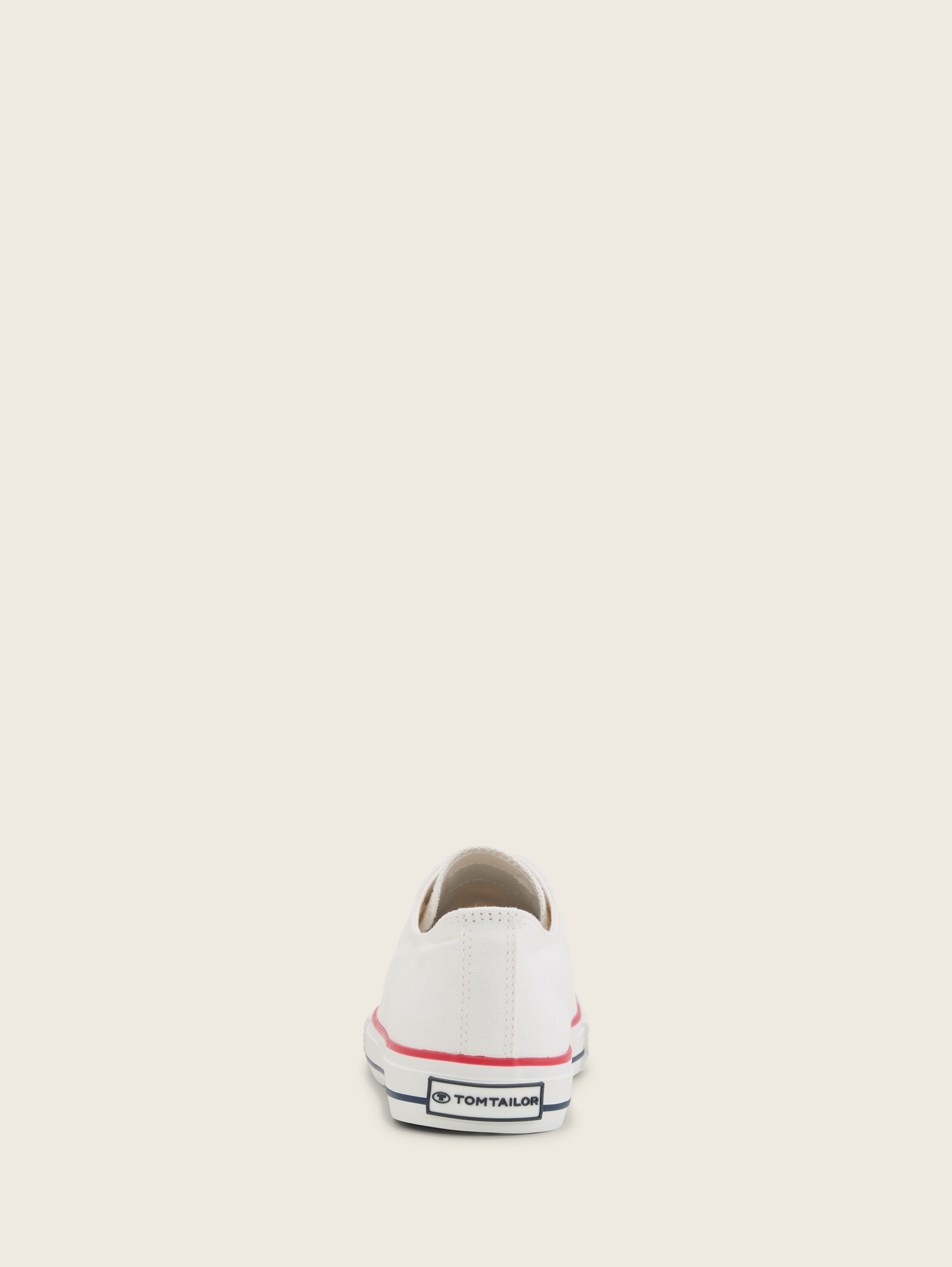 Basic Sneaker - 3