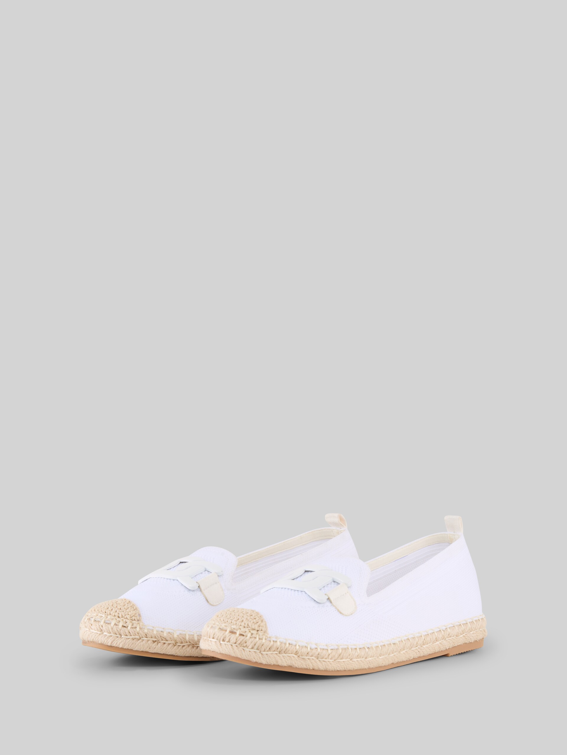 Flat espadrilles with contrasting stitching - white - side product view