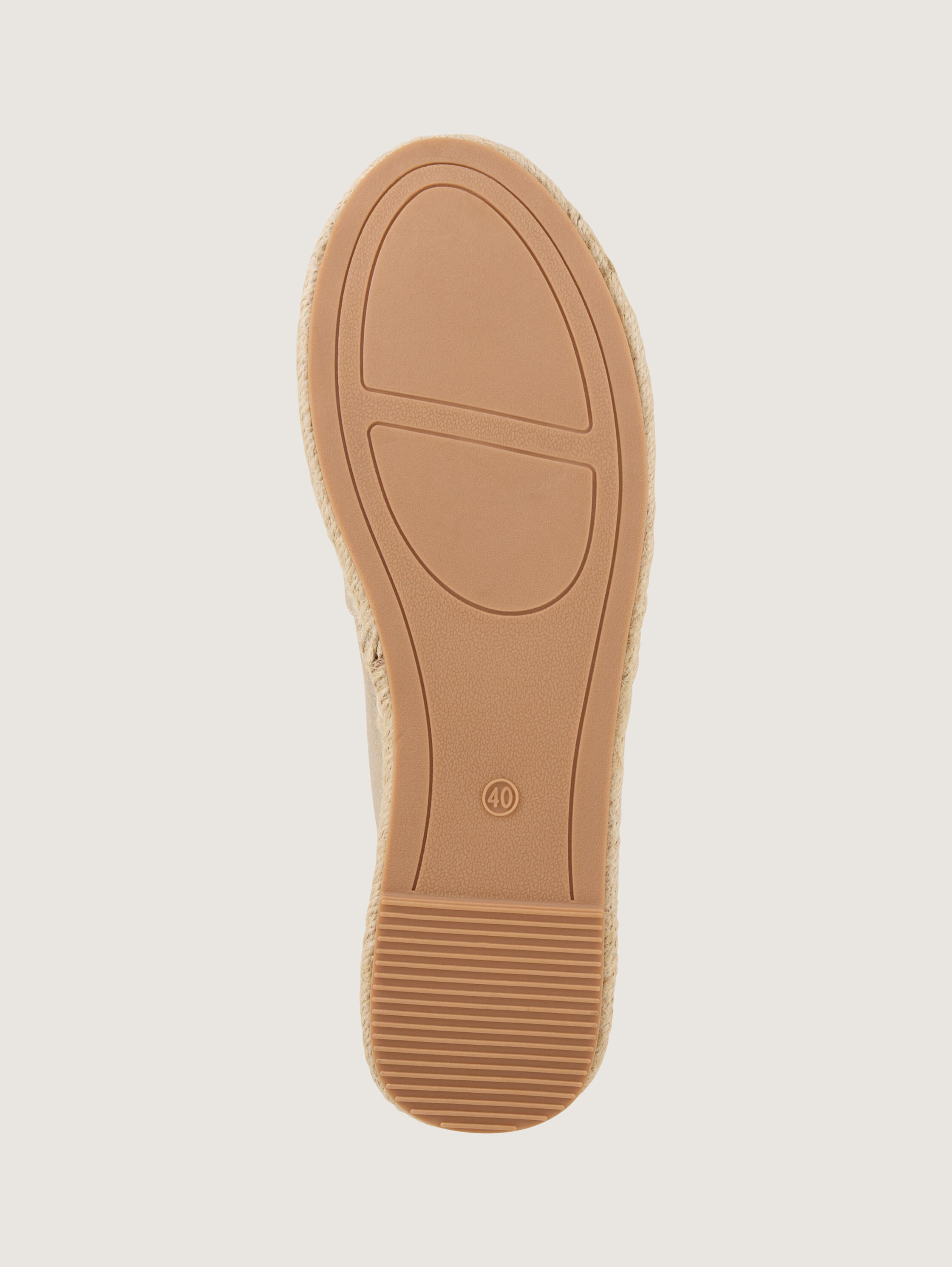 Flache Espadrilles in Glanz-Optik - 5