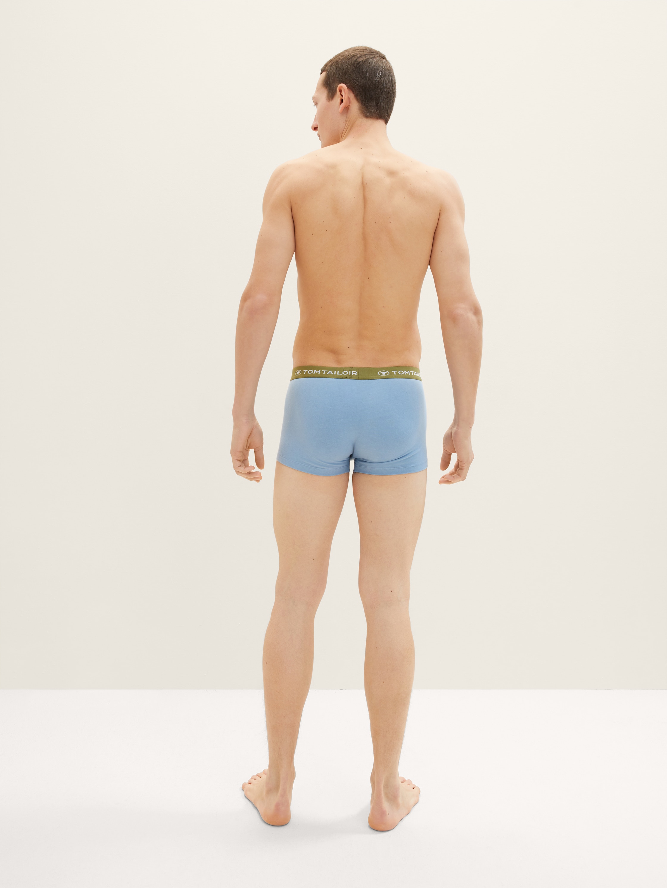 Hip Pants in een verpakking van 3 stuks - green-medium-solid - Neklijn model-achteraanzicht