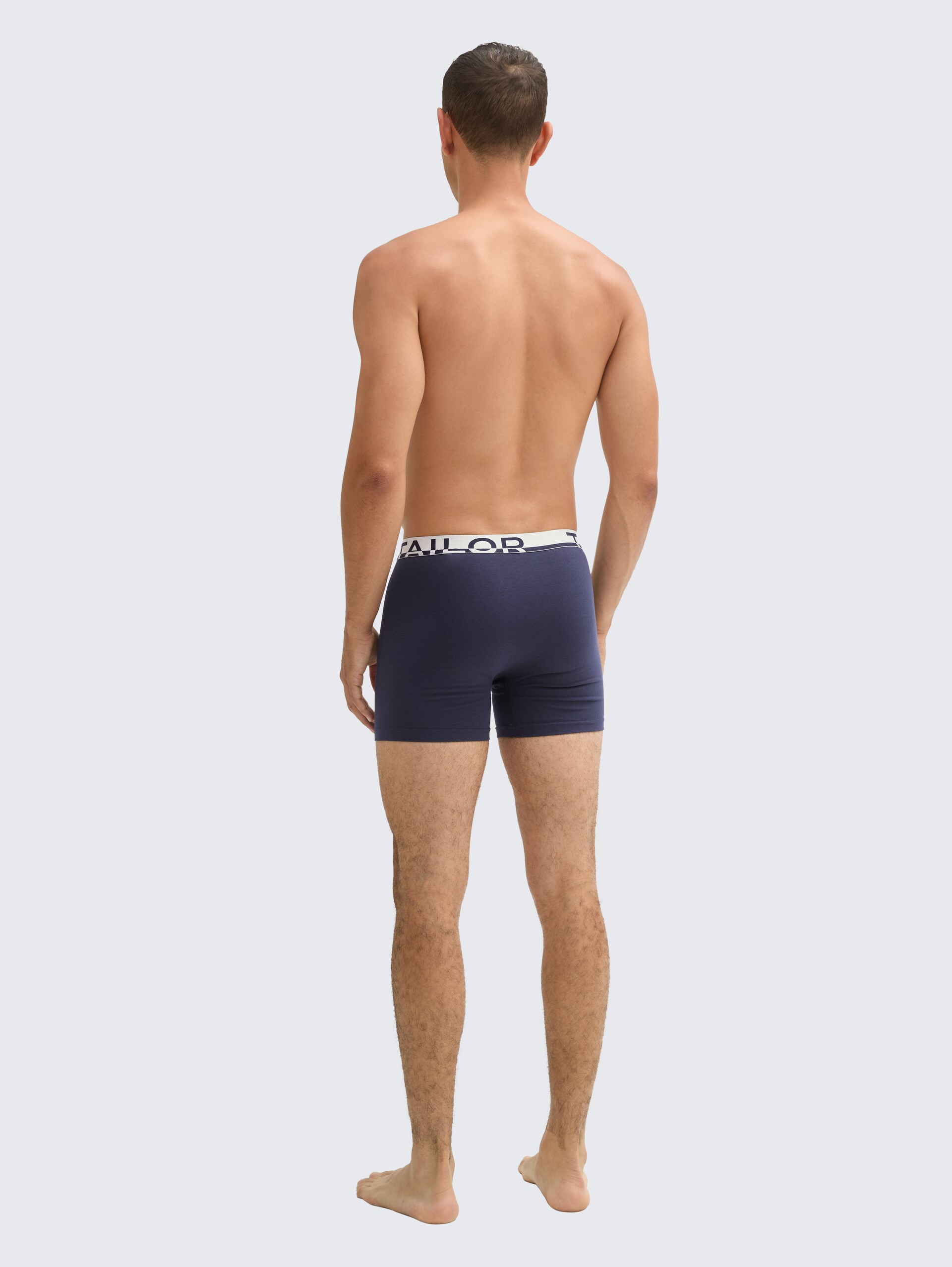 Mittellange Boxershorts im 2er-Pack - blue-dark-solid - Auschnitt Model-Rückansicht