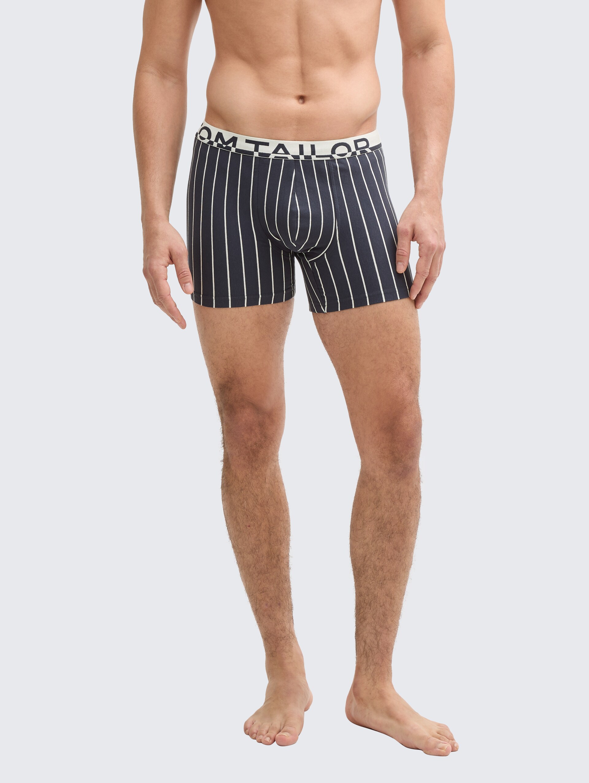 Mittellange Boxershorts im 4er-Pack - blue-medium-multicolor - Ausschnitt Model-Vorderansicht